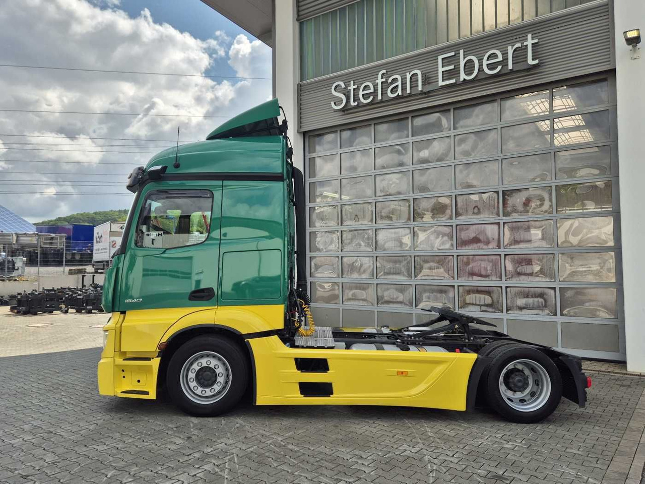 Mercedes-Benz Actros 1840 LSnRL Retarder Hubsattelplatte Xenon - Камион влекач: слика 5 Mercedes-Benz Actros 1840 LSnRL Retarder Hubsattelplatte Xenon - Камион влекач: слика 5