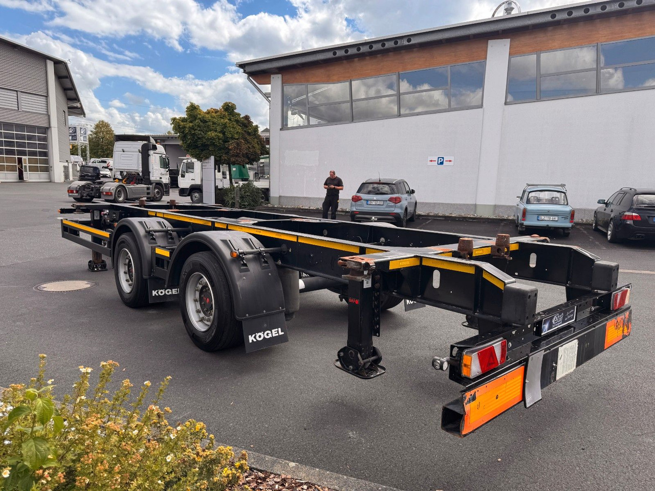 Kögel ZW 18 Lafette SAF Achsen 15.910kg Nutzlast - Транспортер на контејнер/ Приколка со променливо тело: слика 5 Kögel ZW 18 Lafette SAF Achsen 15.910kg Nutzlast - Транспортер на контејнер/ Приколка со променливо тело: слика 5