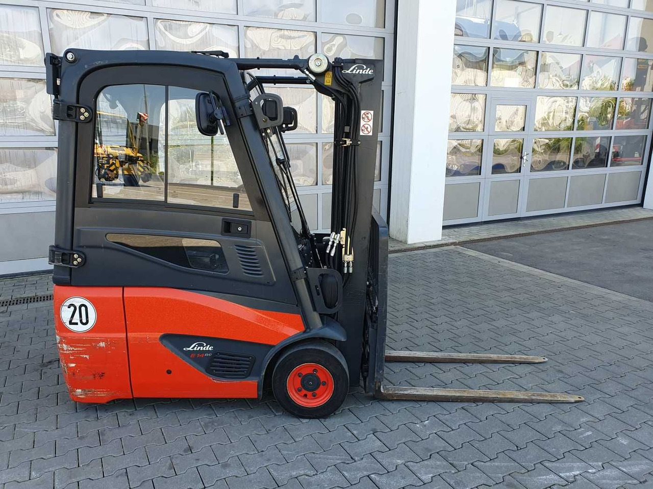 Linde E14 - 01 / Triplex: 4.10m! / SS / nur 2.899h! - Електричен вилушкар: слика 2 Linde E14 - 01 / Triplex: 4.10m! / SS / nur 2.899h! - Електричен вилушкар: слика 2