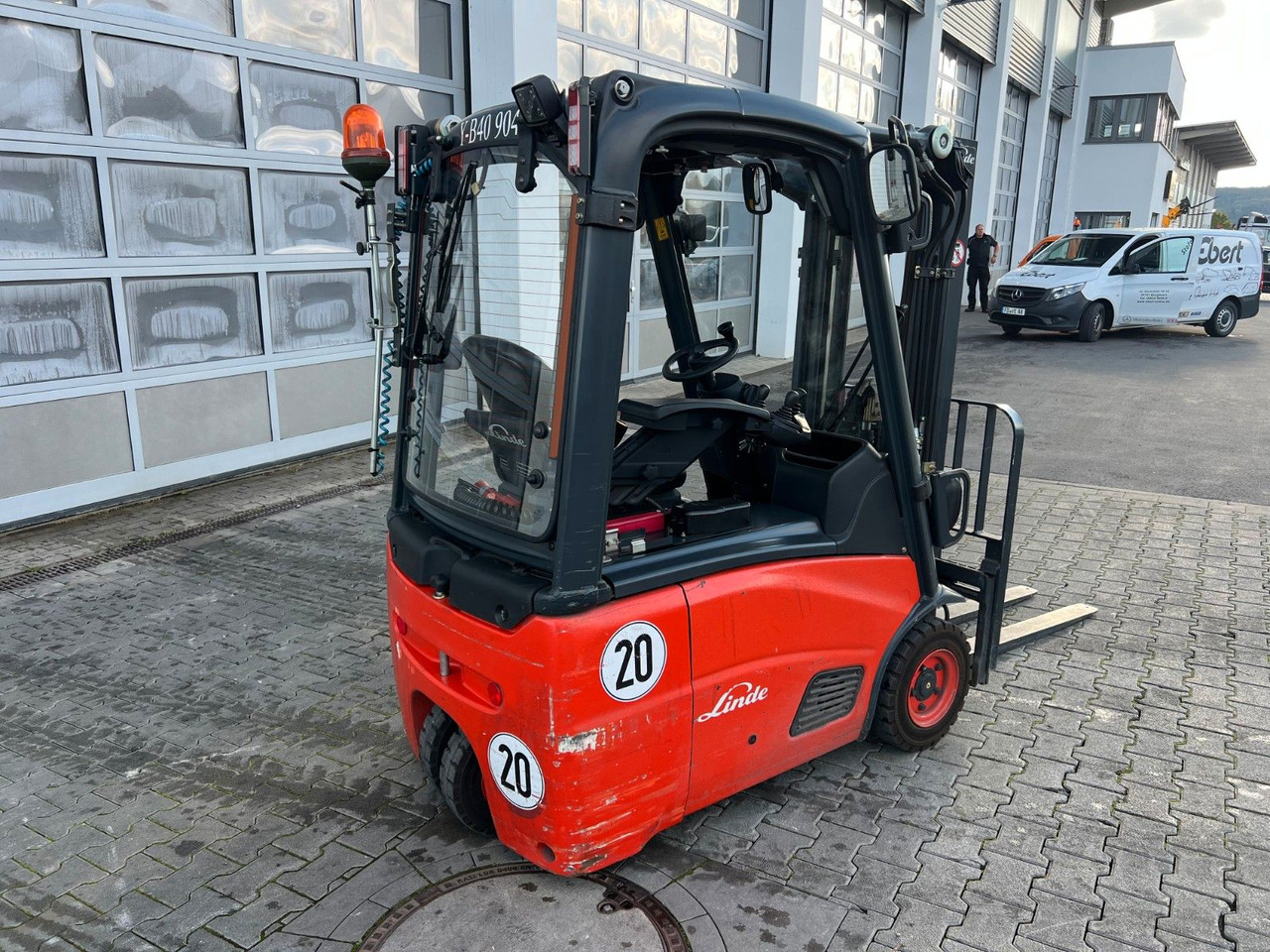 Linde E14 - 01 / Triplex: 4.10m! / SS / nur 986h! - Електричен вилушкар: слика 4 Linde E14 - 01 / Triplex: 4.10m! / SS / nur 986h! - Електричен вилушкар: слика 4