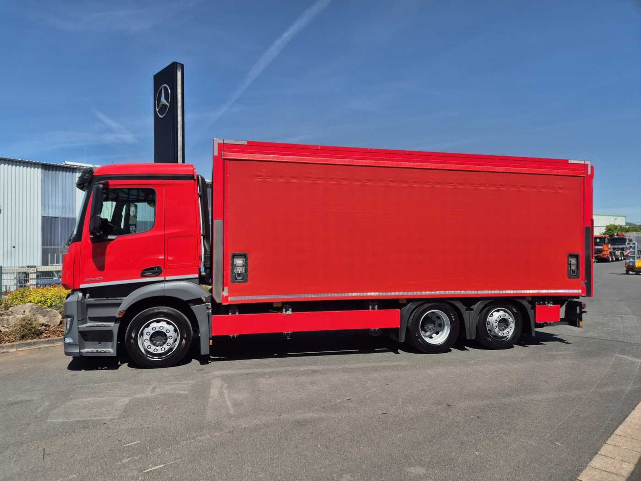 Mercedes-Benz Antos 2540 LnR 6x2 LBW Schiebeplanen AHK - Камион со церада: слика 4 Mercedes-Benz Antos 2540 LnR 6x2 LBW Schiebeplanen AHK - Камион со церада: слика 4