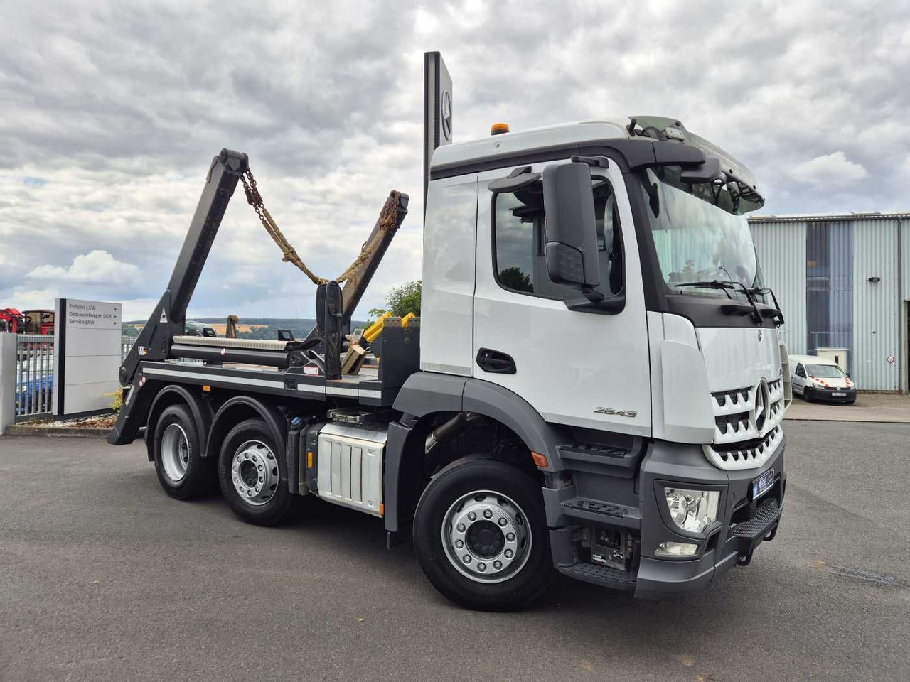 Mercedes-Benz Arocs 2643 L 6x2/4 VDL AHK Funk Vorlaufachse - Кипер: слика 3 Mercedes-Benz Arocs 2643 L 6x2/4 VDL AHK Funk Vorlaufachse - Кипер: слика 3