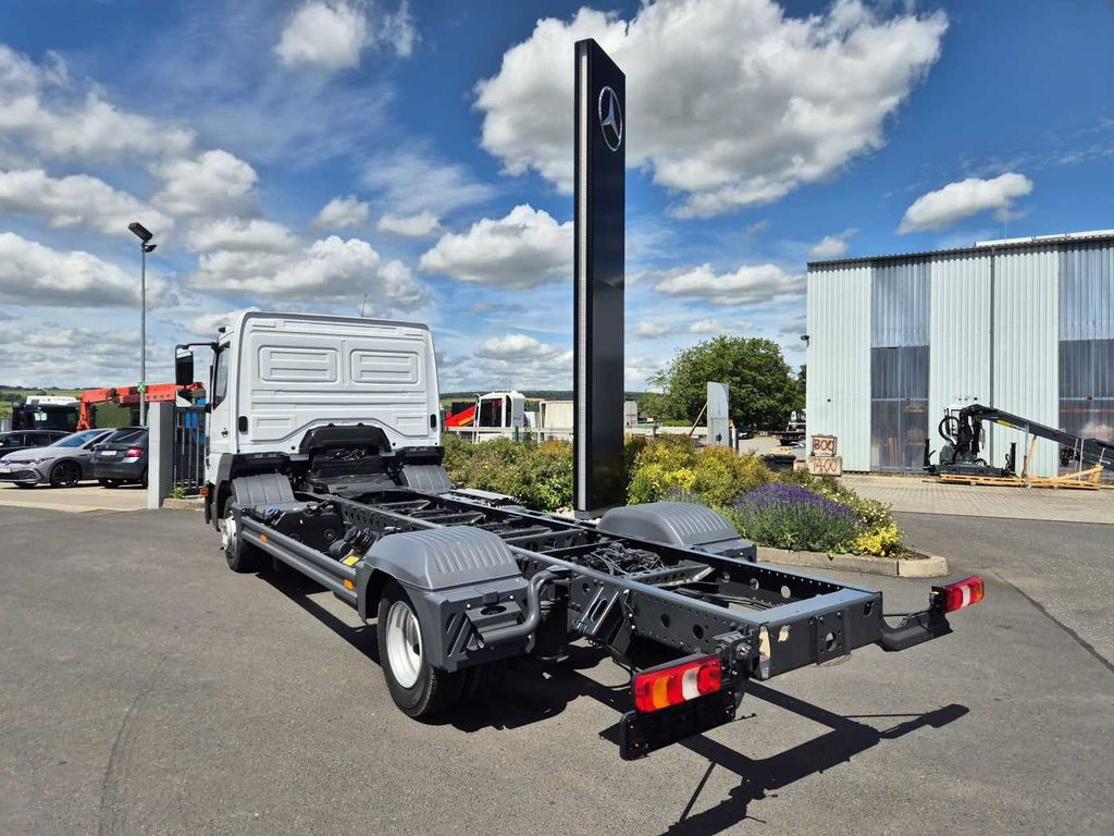 Mercedes-Benz Atego 818 L Fahrgestell, 6 Stück vorhanden Mercedes-Benz Atego 818 L Fahrgestell, 2 Stück vorhanden - Камион со кабинска шасија: слика 4 Mercedes-Benz Atego 818 L Fahrgestell, 6 Stück vorhanden Mercedes-Benz Atego 818 L Fahrgestell, 2 Stück vorhanden - Камион со кабинска шасија: слика 4