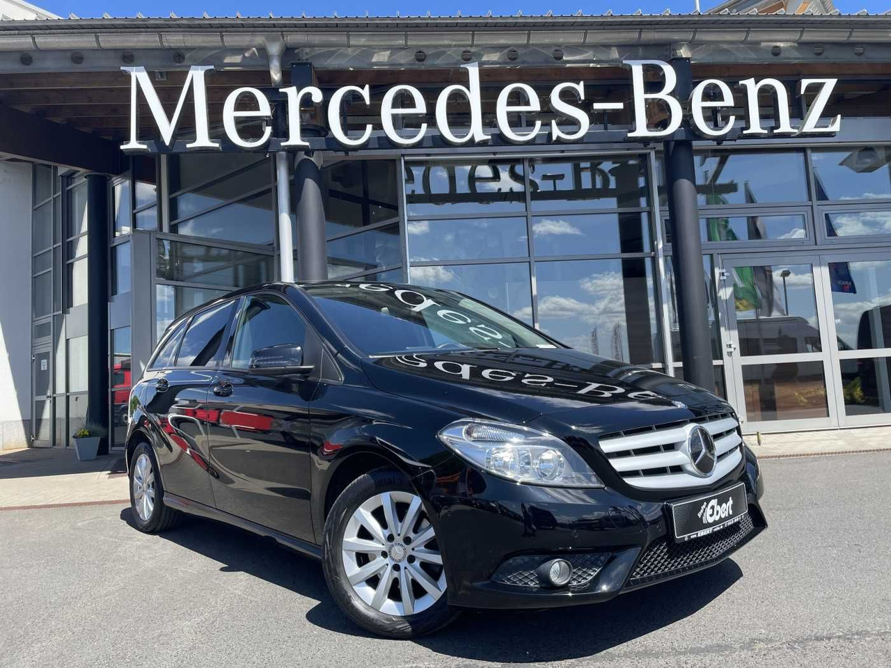 Mercedes-Benz B 200 CDI 7G-DCT Navi+PDC+Klima+SHZ - Автомобил: слика 1 Mercedes-Benz B 200 CDI 7G-DCT Navi+PDC+Klima+SHZ - Автомобил: слика 1