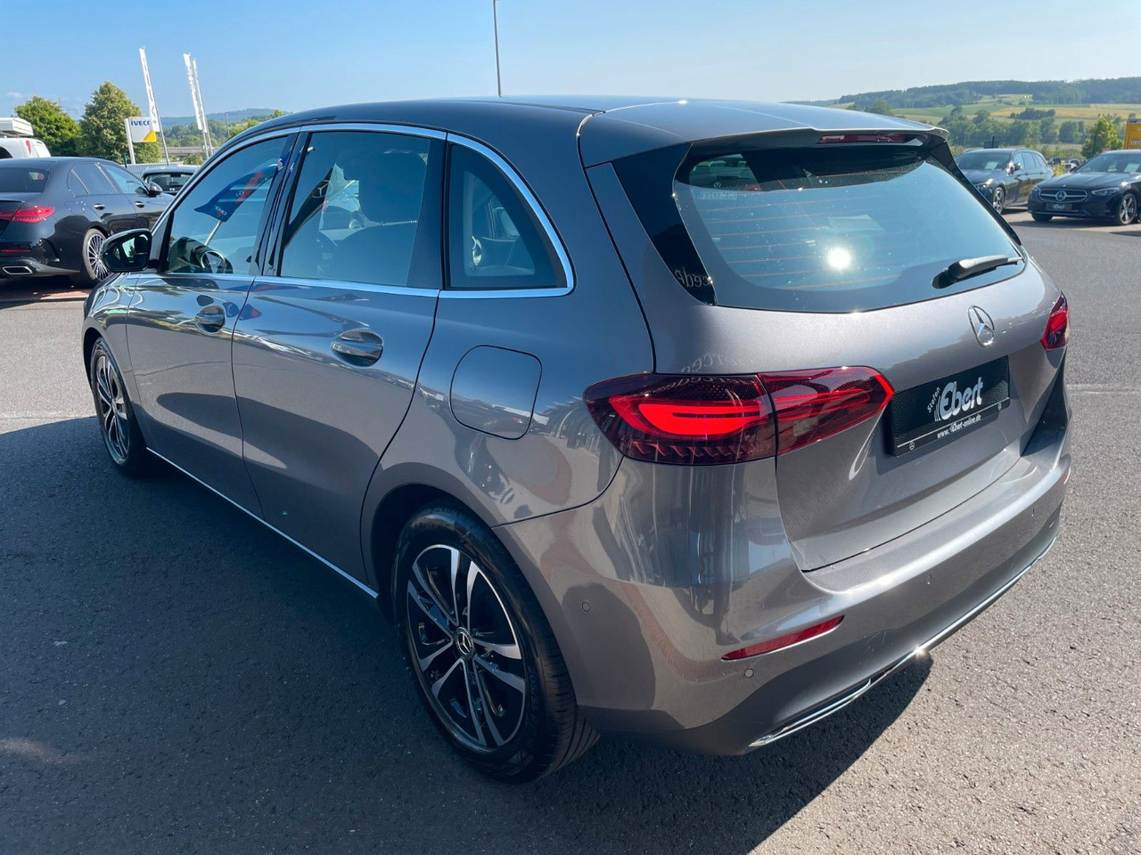 Mercedes-Benz B 200 d Progressive R-Kamera+Carplay+El.Heckklap - Караван: слика 3 Mercedes-Benz B 200 d Progressive R-Kamera+Carplay+El.Heckklap - Караван: слика 3