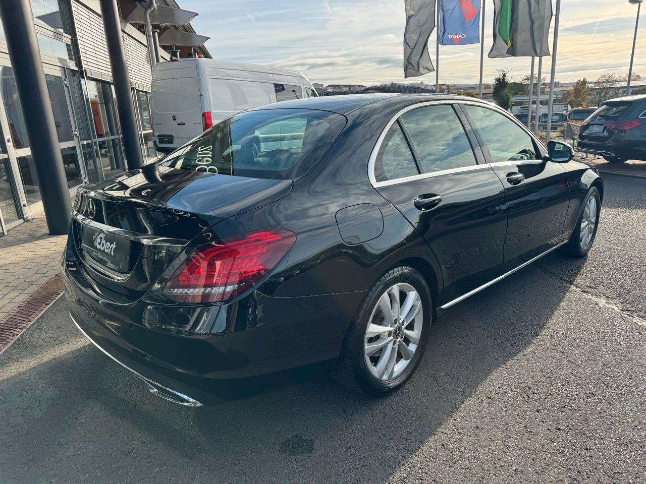 Mercedes-Benz C 200 C Limousine+Avantgarde+AHK+RFK+TotW - Седан: слика 4 Mercedes-Benz C 200 C Limousine+Avantgarde+AHK+RFK+TotW - Седан: слика 4