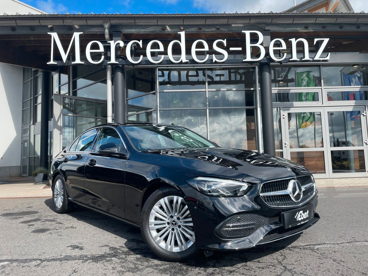 Mercedes-Benz C 200 d AVANTGARDE 360°+TOTW+Carplay+Ambiente - Седан: слика 1 Mercedes-Benz C 200 d AVANTGARDE 360°+TOTW+Carplay+Ambiente - Седан: слика 1