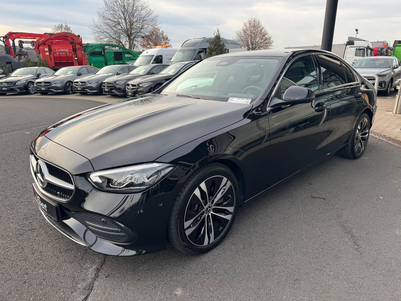 Mercedes-Benz C 220d Avantgarde+Pano+HUD+RFK+TotW+AmbiPrem - Седан: слика 3 Mercedes-Benz C 220d Avantgarde+Pano+HUD+RFK+TotW+AmbiPrem - Седан: слика 3