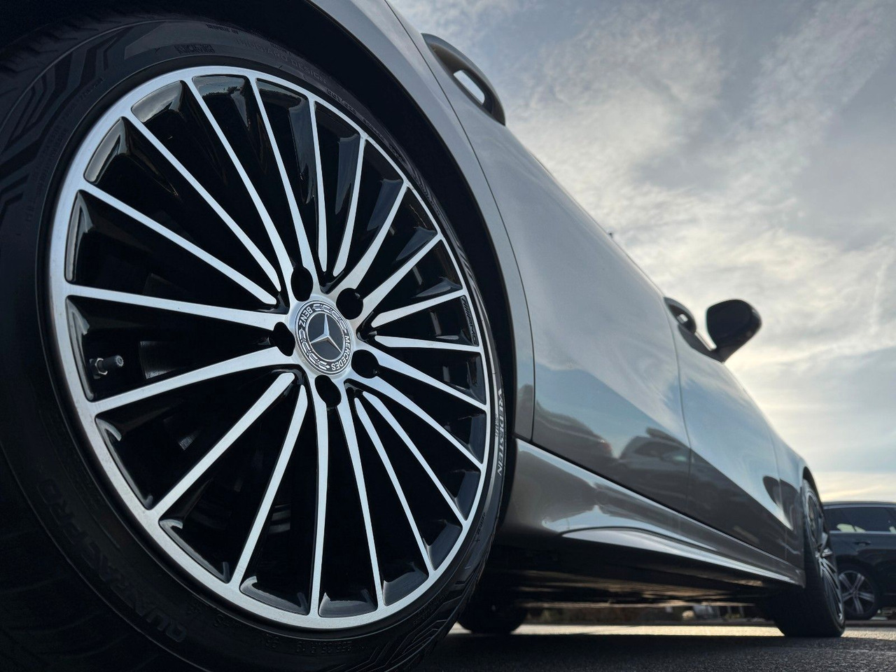 Mercedes-Benz C 300 AMG+Pano+Burmester+360+Digital+Memory - Седан: слика 5 Mercedes-Benz C 300 AMG+Pano+Burmester+360+Digital+Memory - Седан: слика 5