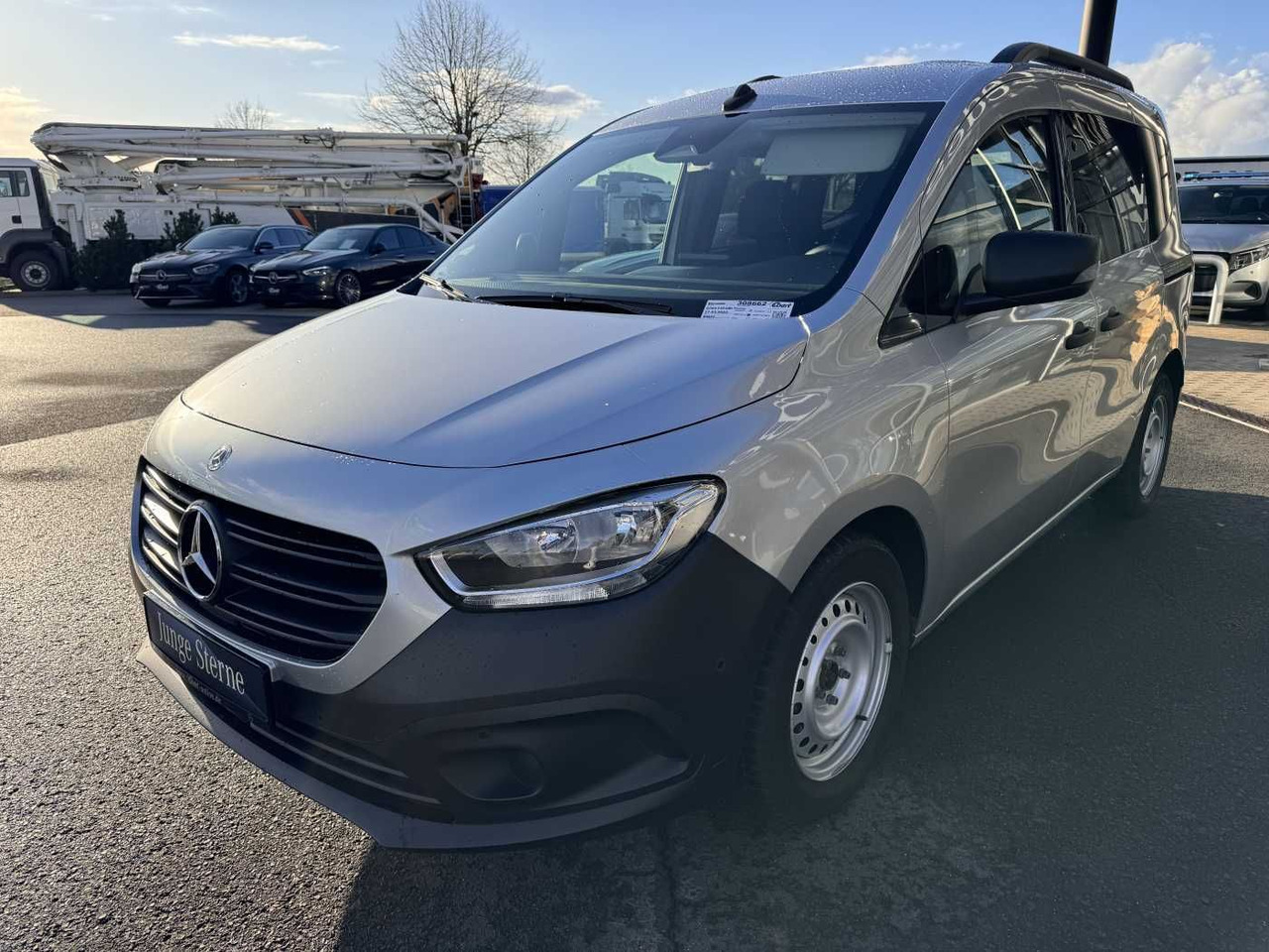 Mercedes-Benz Citan 110 CDI Tourer Klima AHK Kamera MBUX Tempo - Патничко комбе: слика 3 Mercedes-Benz Citan 110 CDI Tourer Klima AHK Kamera MBUX Tempo - Патничко комбе: слика 3