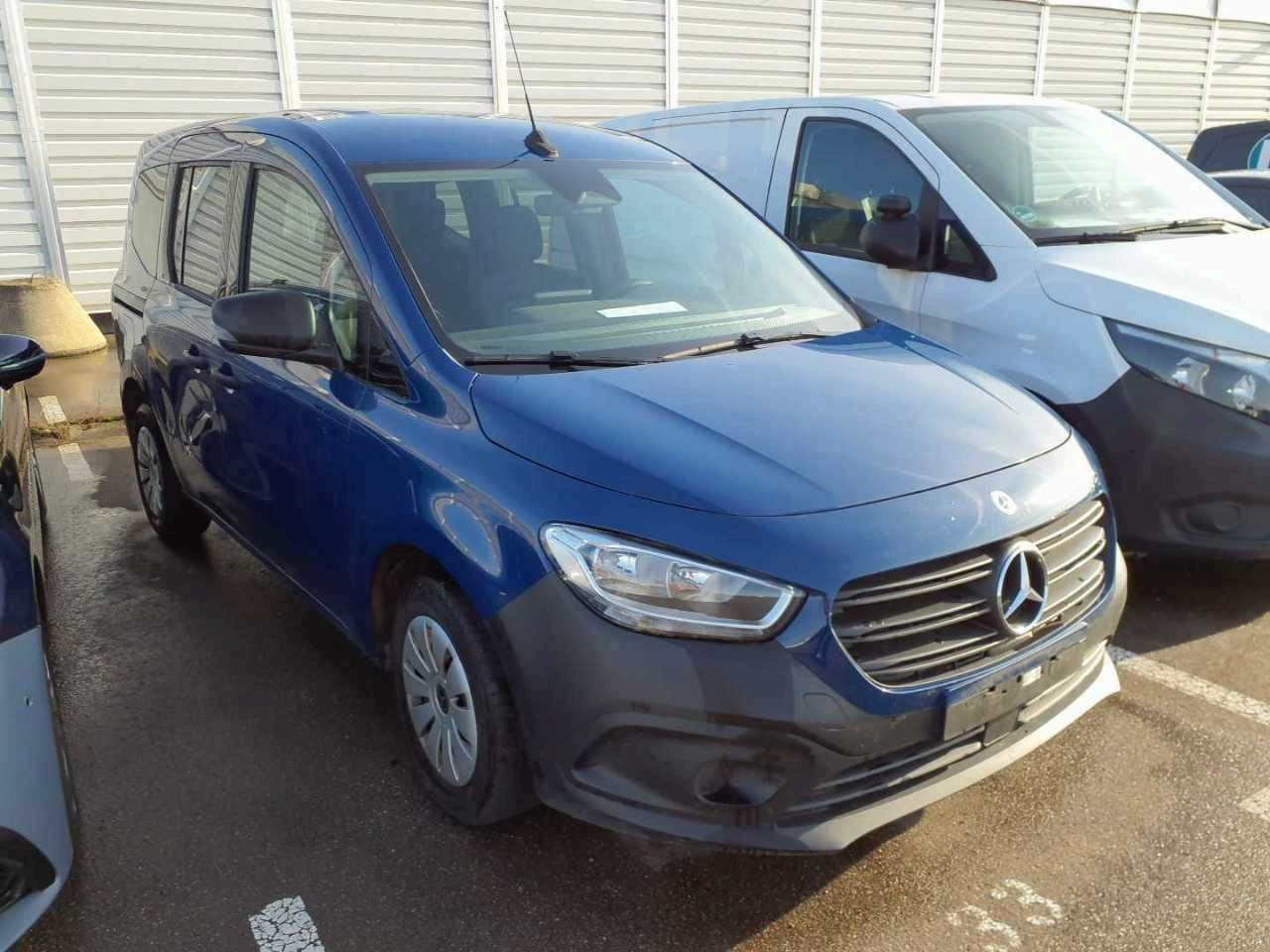 Mercedes-Benz Citan 113 Tourer Klimaautomatik AK Kamera MBUX - Патничко комбе: слика 2 Mercedes-Benz Citan 113 Tourer Klimaautomatik AK Kamera MBUX - Патничко комбе: слика 2