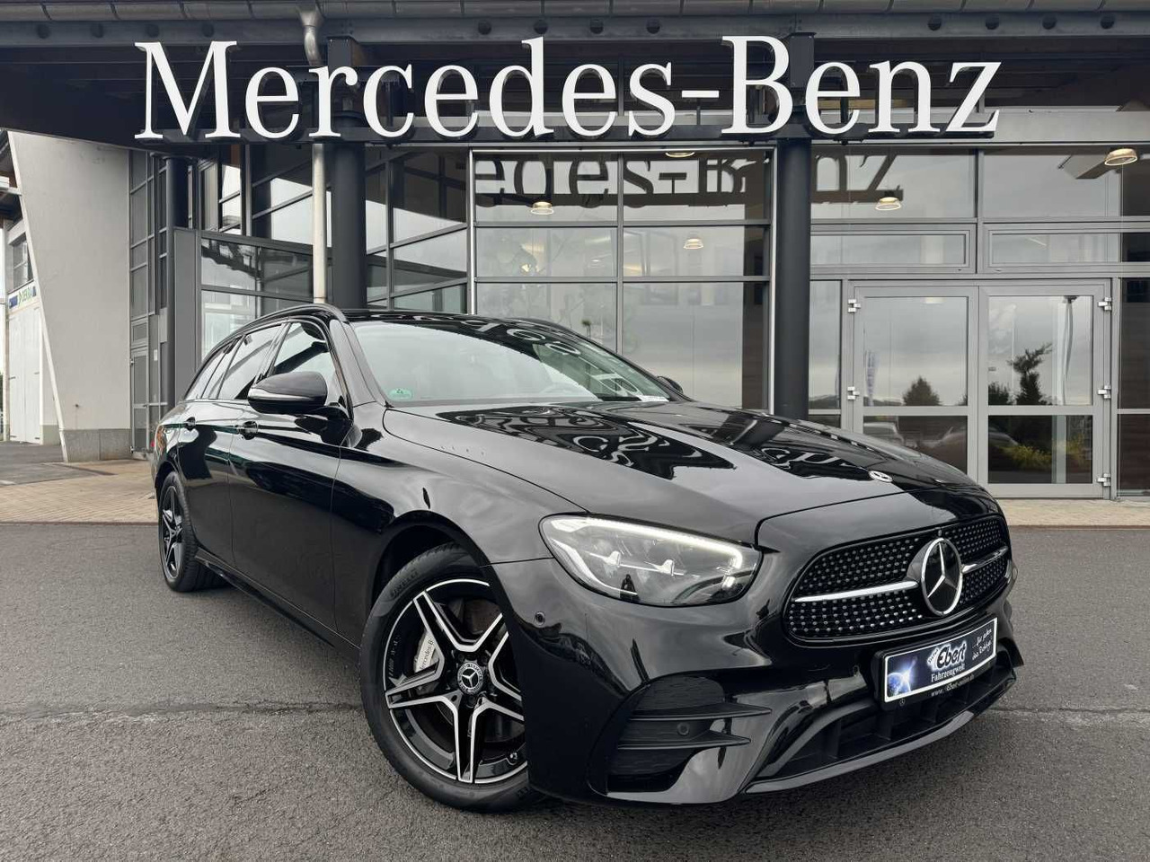 Mercedes-Benz E 300de T AMG+Pano+DistrPlus+Night +AHK+360+Ambi - Автомобил: слика 1 Mercedes-Benz E 300de T AMG+Pano+DistrPlus+Night +AHK+360+Ambi - Автомобил: слика 1
