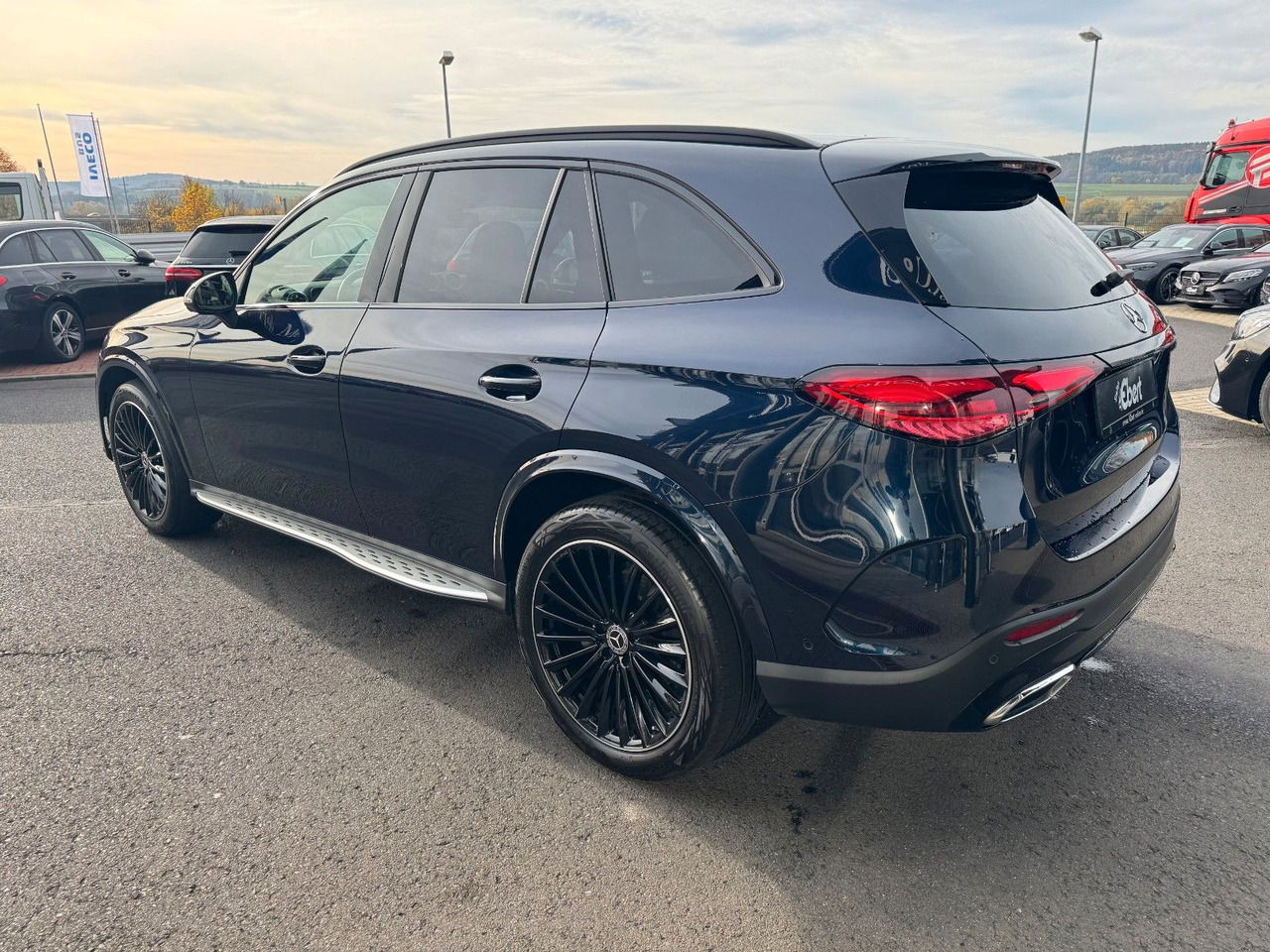 Mercedes-Benz GLC 300 4M+AMG+Pano+Burm+360+Memory - SUV: слика 3 Mercedes-Benz GLC 300 4M+AMG+Pano+Burm+360+Memory - SUV: слика 3