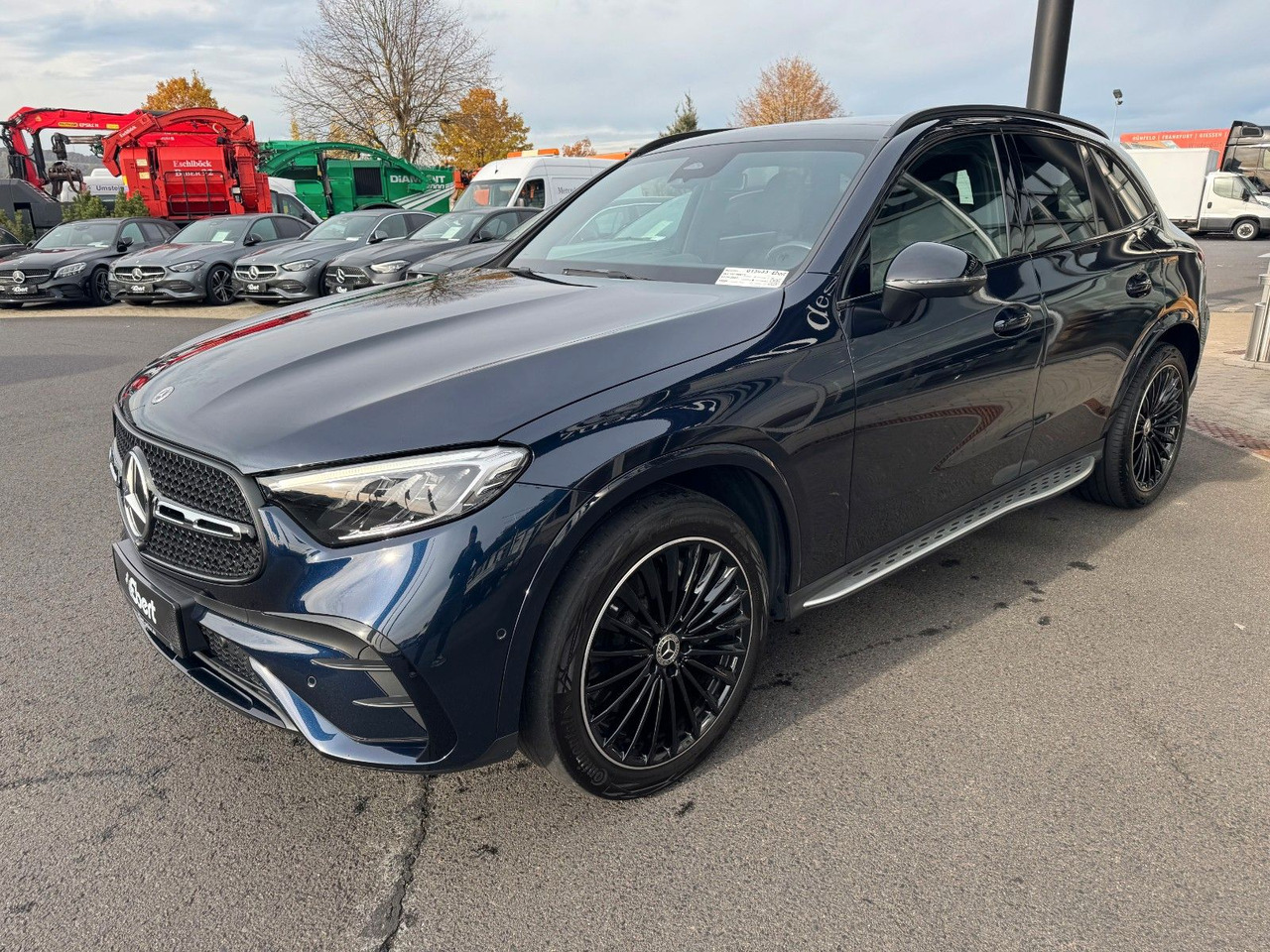 Mercedes-Benz GLC 300 4M+AMG+Pano+Burm+360+Memory - SUV: слика 2 Mercedes-Benz GLC 300 4M+AMG+Pano+Burm+360+Memory - SUV: слика 2