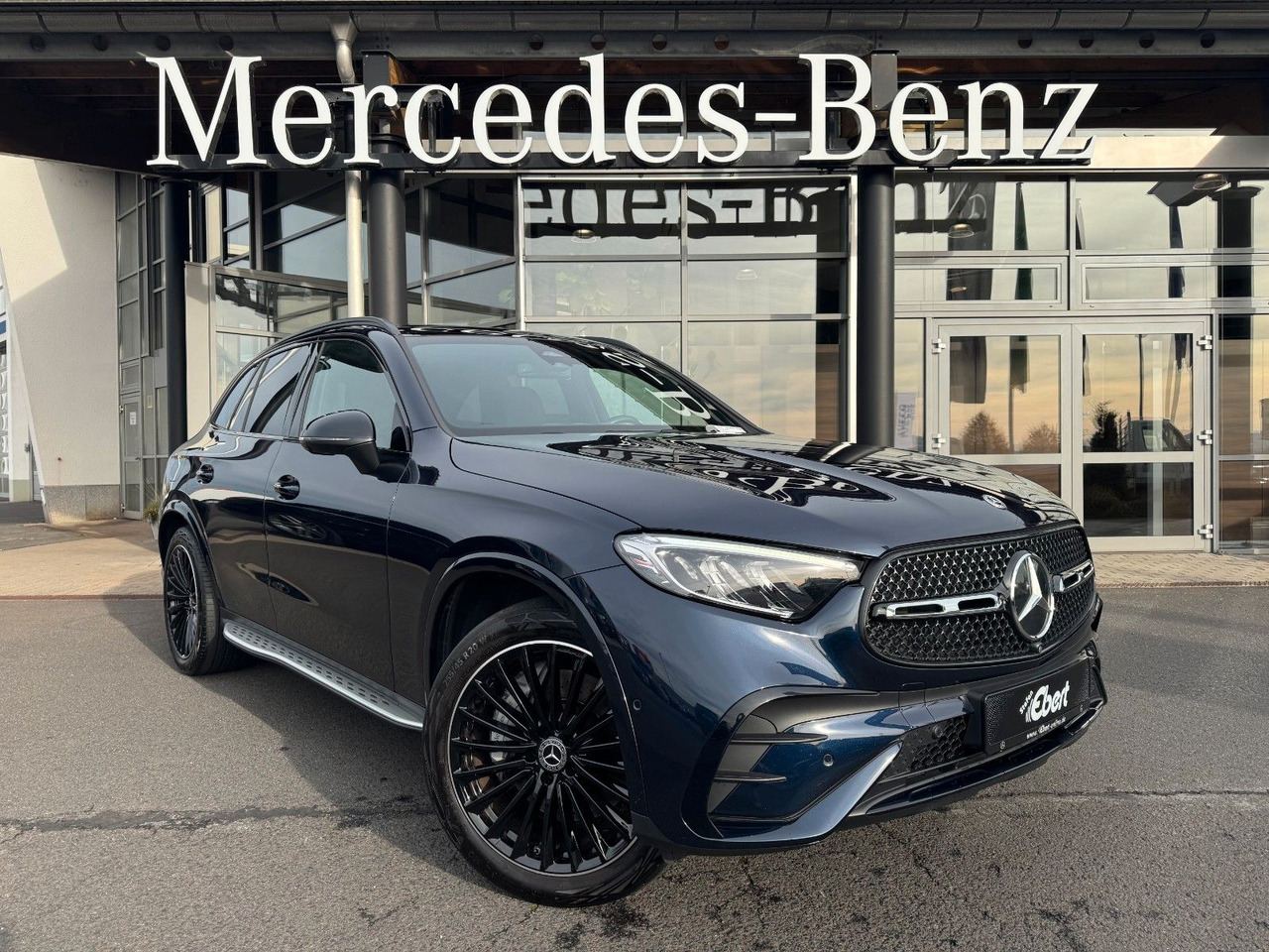 Mercedes-Benz GLC 300 4M+AMG+Pano+Burm+360+Memory - SUV: слика 1 Mercedes-Benz GLC 300 4M+AMG+Pano+Burm+360+Memory - SUV: слика 1