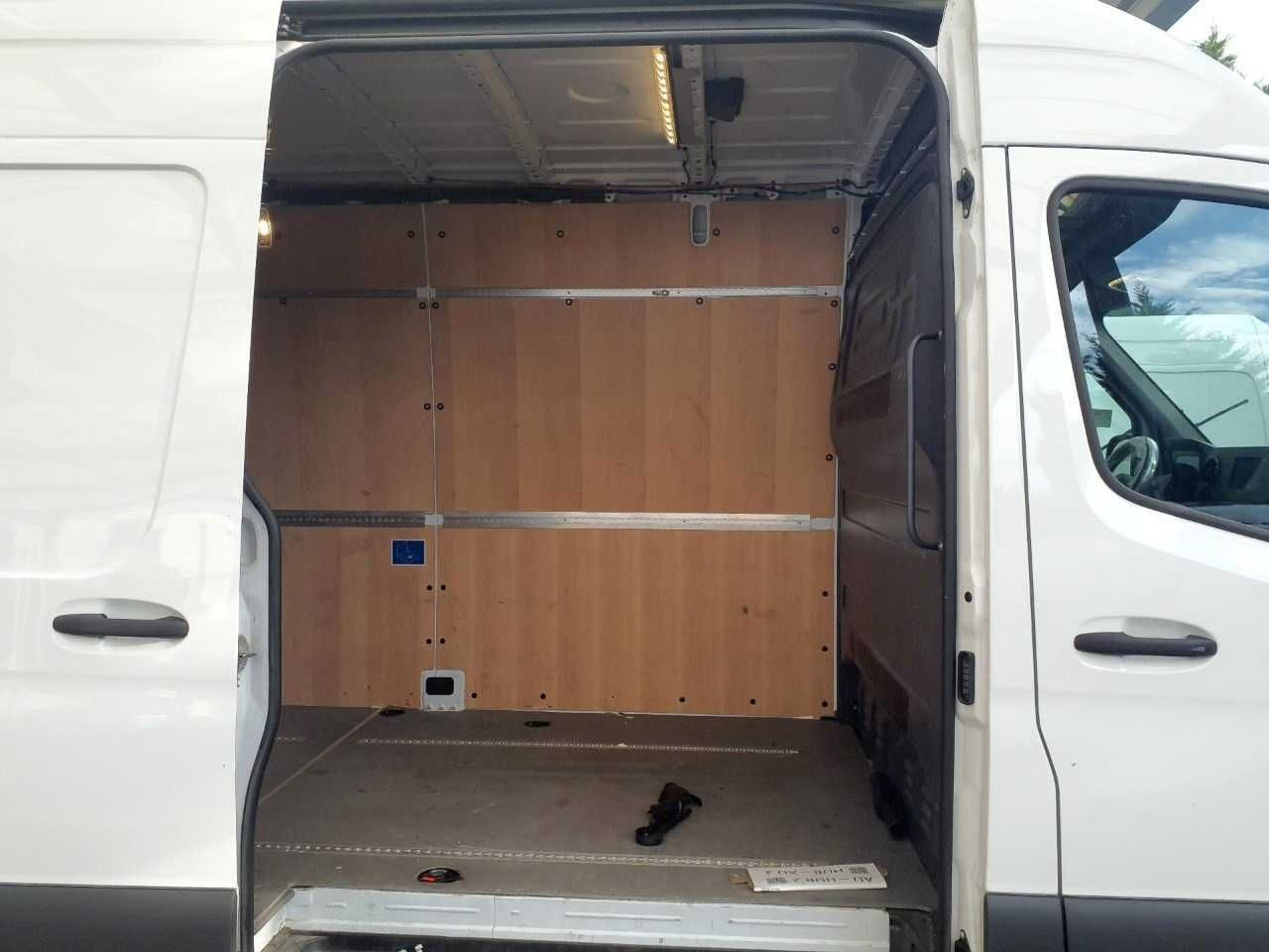 Mercedes-Benz Sprinter 315 CDI 4325 Klima 360 Schwing MBUX SHZ - Товарно комбе: слика 4 Mercedes-Benz Sprinter 315 CDI 4325 Klima 360 Schwing MBUX SHZ - Товарно комбе: слика 4