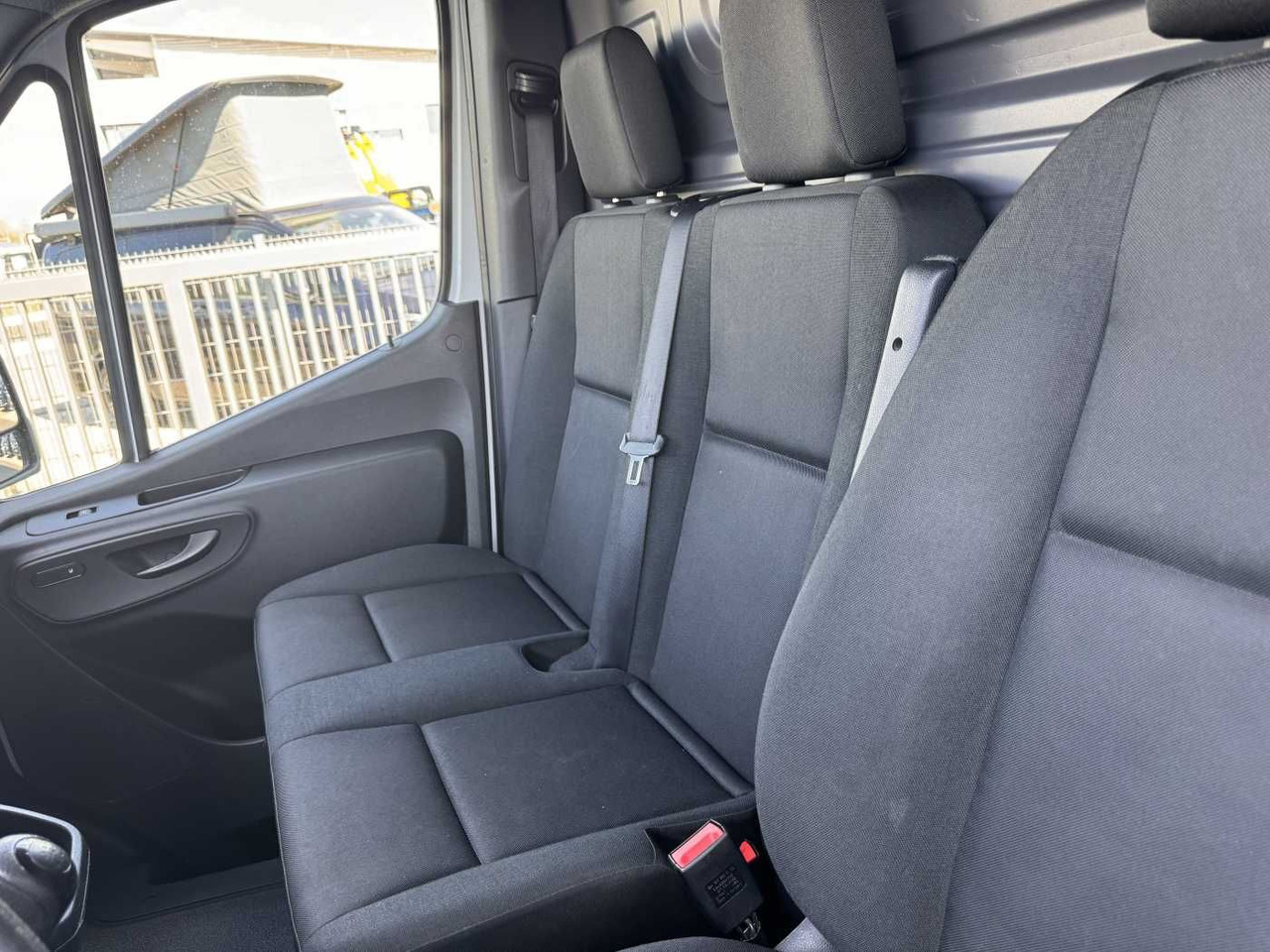 Товарно комбе Mercedes-Benz Sprinter 315 CDI 4325 Klima 360 Schwing MBUX SHZ: слика 10