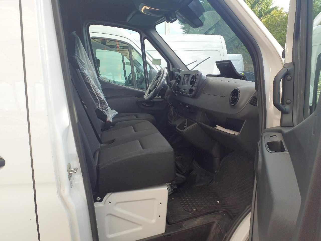Mercedes-Benz Sprinter 315 CDI 4325 Klima 360 Schwing MBUX SHZ - Товарно комбе: слика 5 Mercedes-Benz Sprinter 315 CDI 4325 Klima 360 Schwing MBUX SHZ - Товарно комбе: слика 5