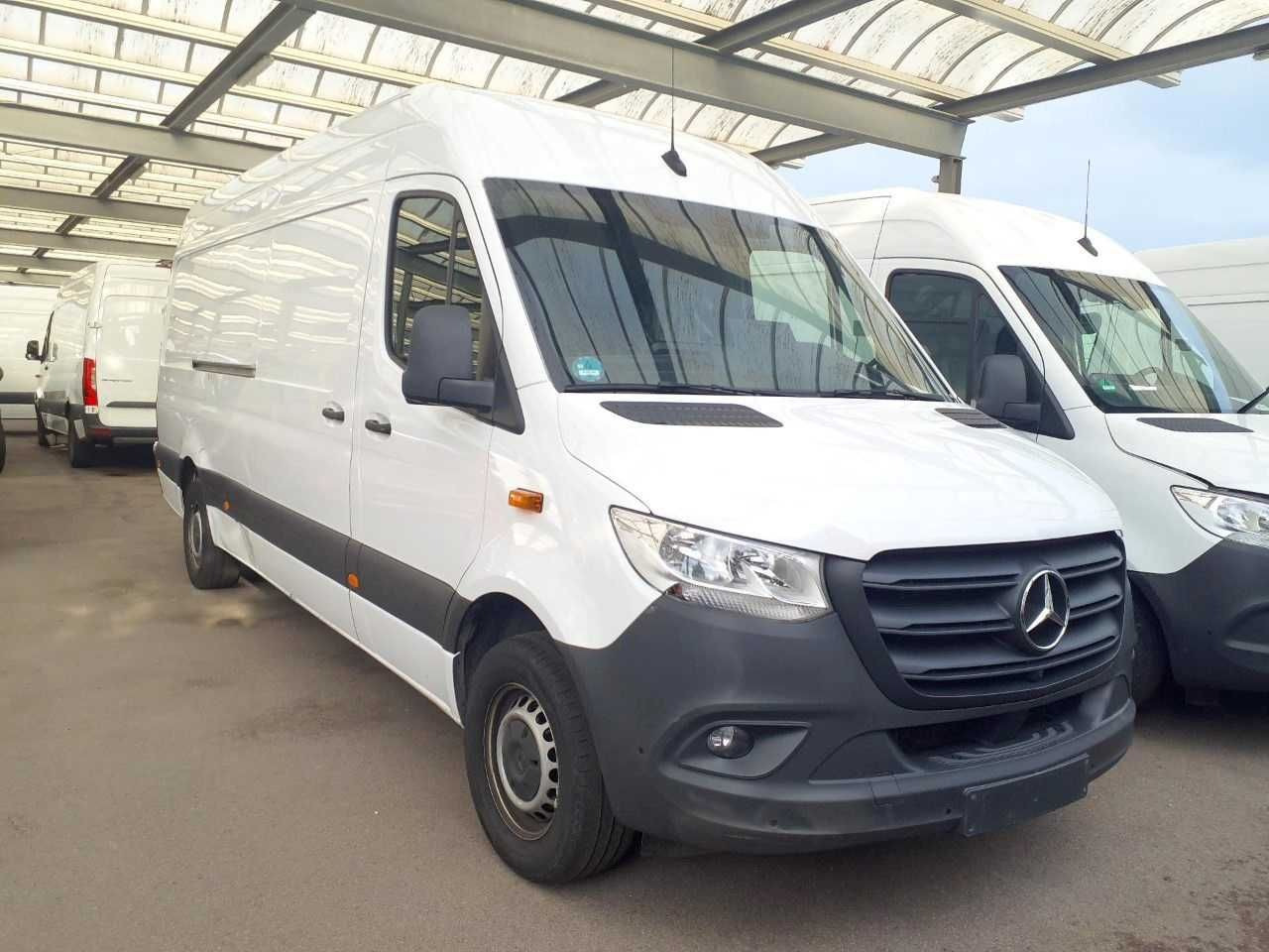 Mercedes-Benz Sprinter 315 CDI 4325 Klima 360 Schwing MBUX SHZ - Товарно комбе: слика 2 Mercedes-Benz Sprinter 315 CDI 4325 Klima 360 Schwing MBUX SHZ - Товарно комбе: слика 2