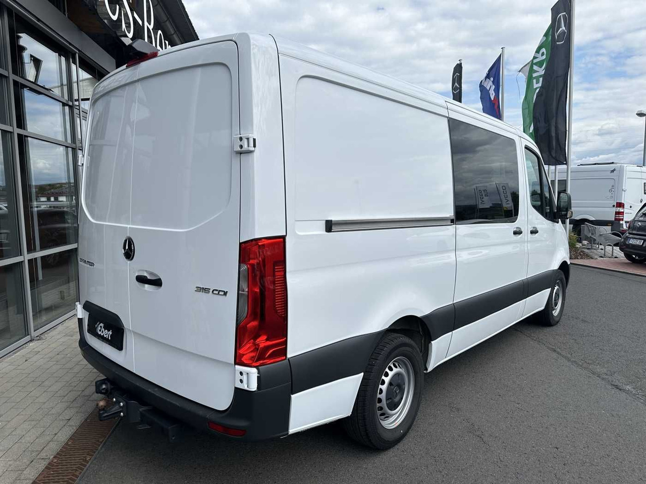 Mercedes-Benz Sprinter 315 CDI DoKa/Mixto AHK3,5t Klima Kamera - Товарно комбе, Комби со двојна кабина: слика 4 Mercedes-Benz Sprinter 315 CDI DoKa/Mixto AHK3,5t Klima Kamera - Товарно комбе, Комби со двојна кабина: слика 4