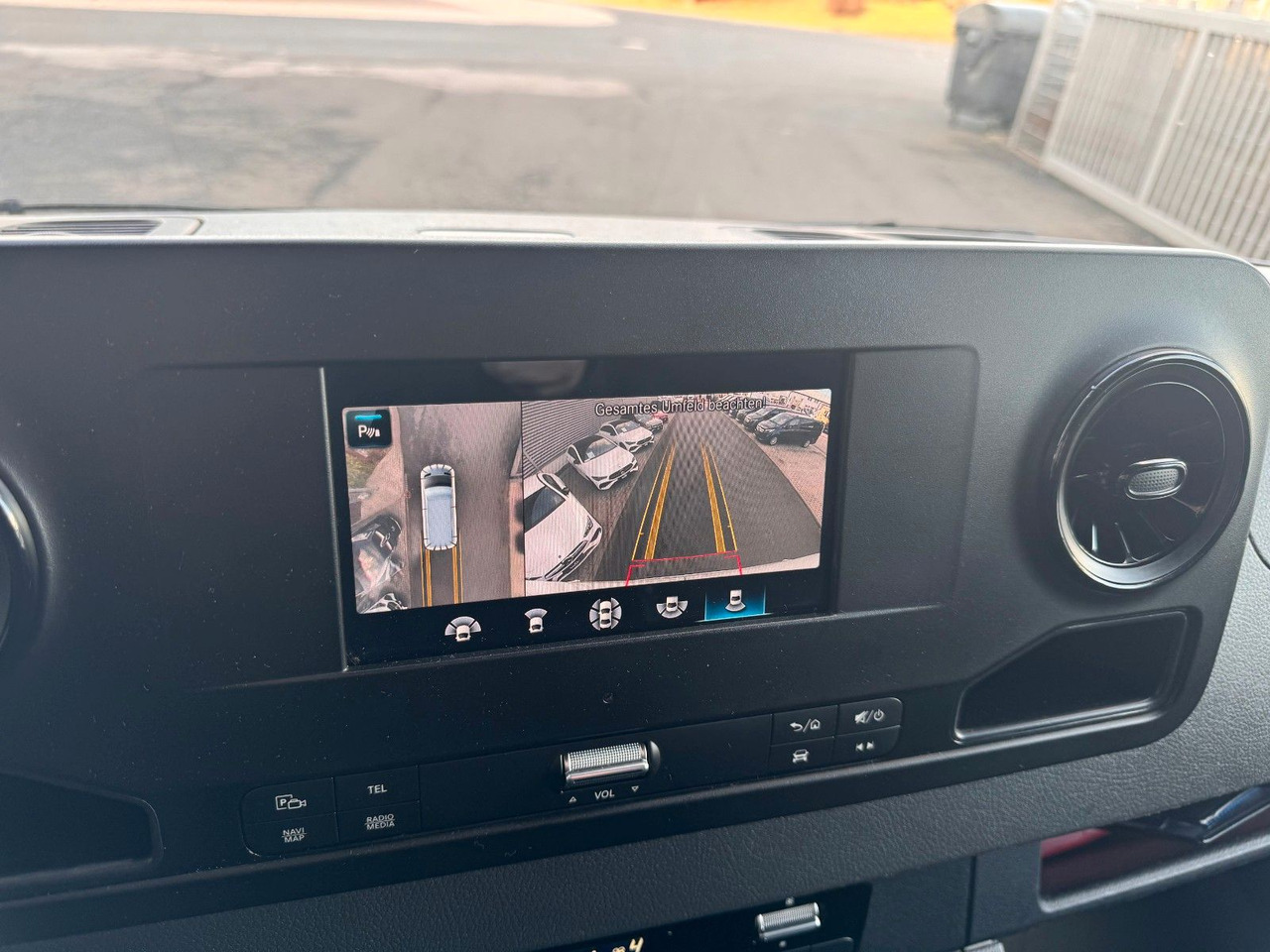 Товарно комбе Mercedes-Benz Sprinter 317 CDI 3665 9G Klima 360 SHZ MBUX: слика 13 Товарно комбе Mercedes-Benz Sprinter 317 CDI 3665 9G Klima 360 SHZ MBUX: слика 13