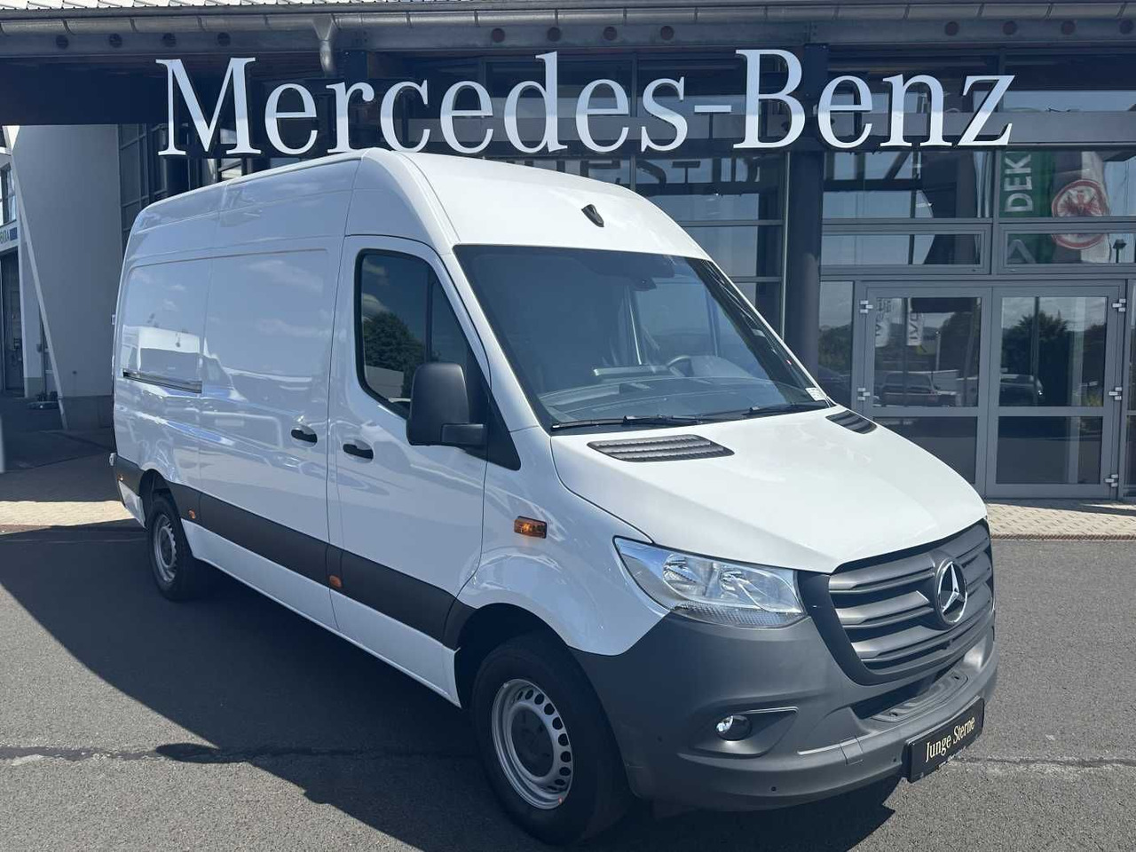 Mercedes-Benz Sprinter 317 CDI 3665 Klima 360 Schwing SHZ MBUX - Товарно комбе: слика 1 Mercedes-Benz Sprinter 317 CDI 3665 Klima 360 Schwing SHZ MBUX - Товарно комбе: слика 1