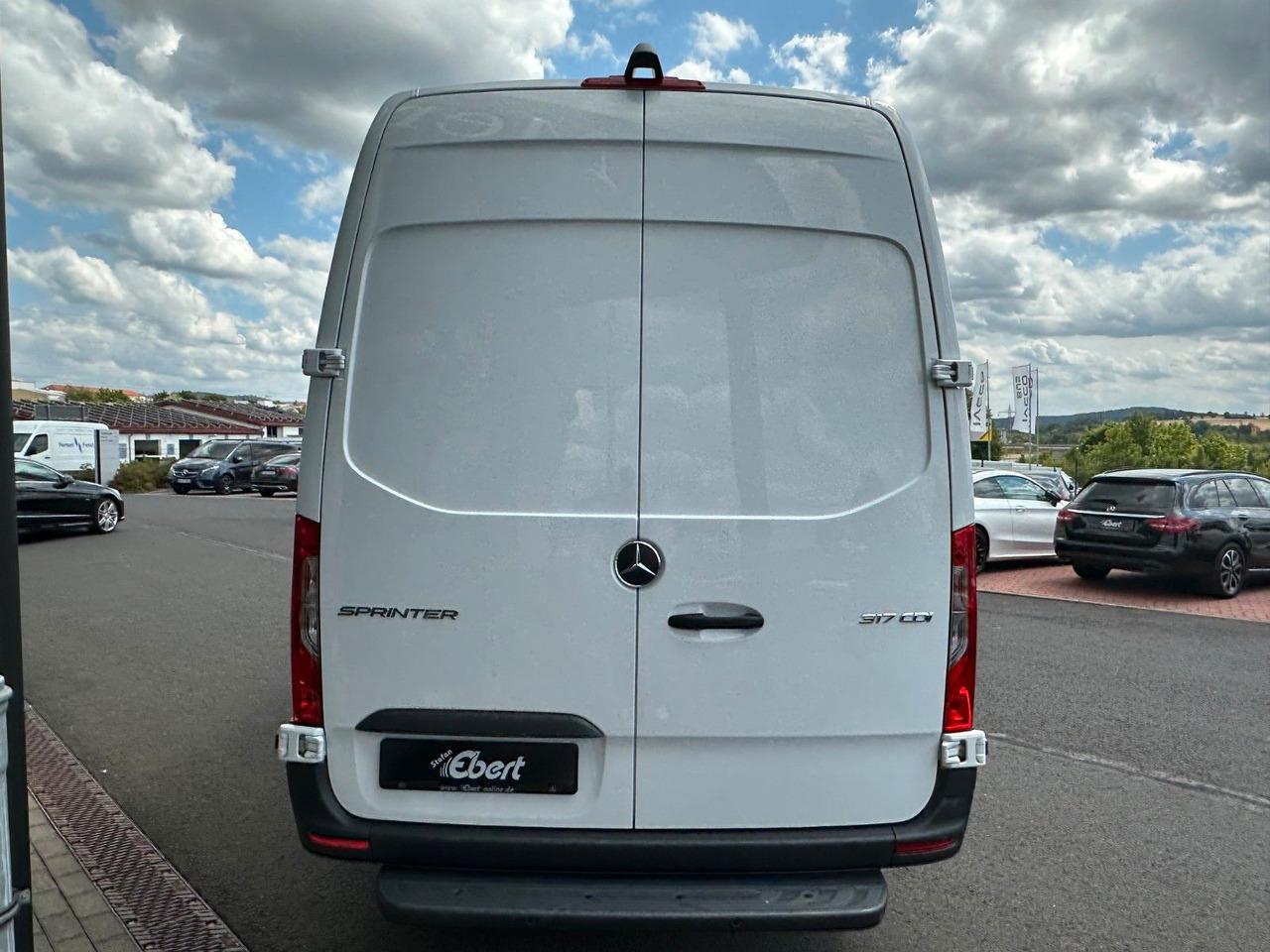 Mercedes-Benz Sprinter 317 CDI 4325 Klima Schwing 360 SHZ Temp - Товарно комбе: слика 5 Mercedes-Benz Sprinter 317 CDI 4325 Klima Schwing 360 SHZ Temp - Товарно комбе: слика 5