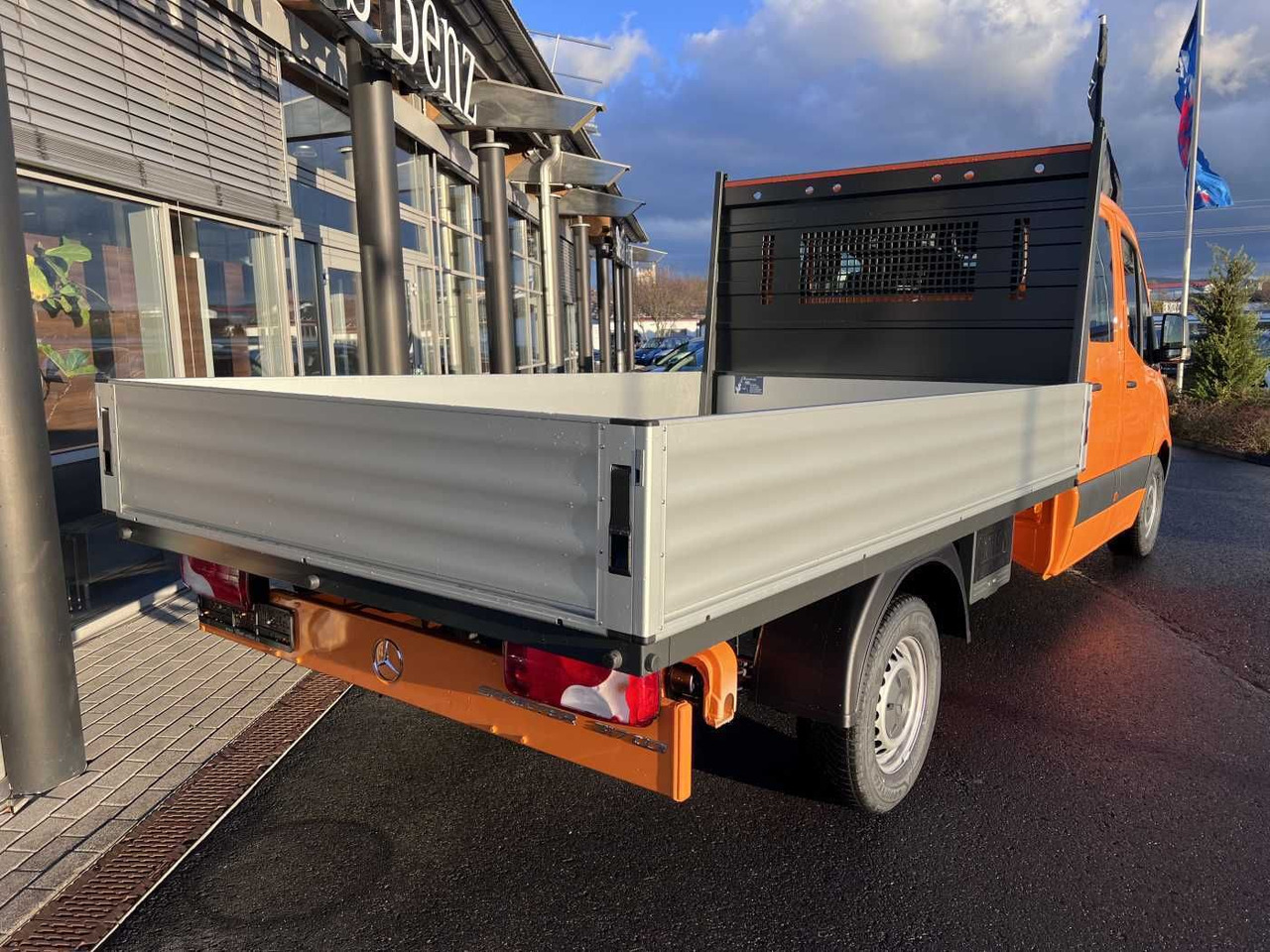 Mercedes-Benz Sprinter 317 CDI DoKa 4325 Klima MBUX Stdheiz - Комбе со церада, Комби со двојна кабина: слика 4 Mercedes-Benz Sprinter 317 CDI DoKa 4325 Klima MBUX Stdheiz - Комбе со церада, Комби со двојна кабина: слика 4