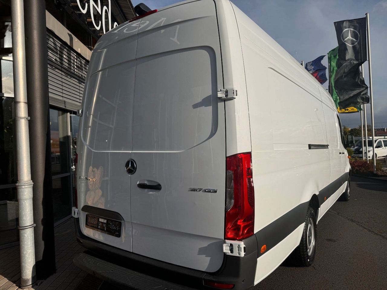 Mercedes-Benz Sprinter 317 CDI Extralang Klima 360 - Товарно комбе: слика 4 Mercedes-Benz Sprinter 317 CDI Extralang Klima 360 - Товарно комбе: слика 4