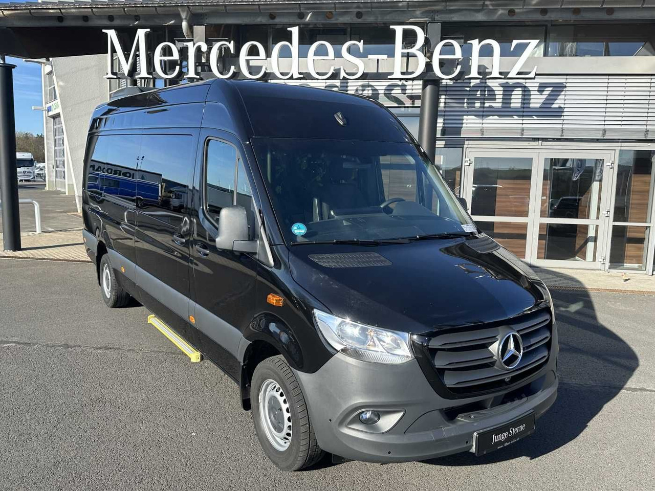 Mercedes-Benz Sprinter 317 CDI Tourer Dachklima AHK 360 MBUX - Комби со двојна кабина: слика 1 Mercedes-Benz Sprinter 317 CDI Tourer Dachklima AHK 360 MBUX - Комби со двојна кабина: слика 1