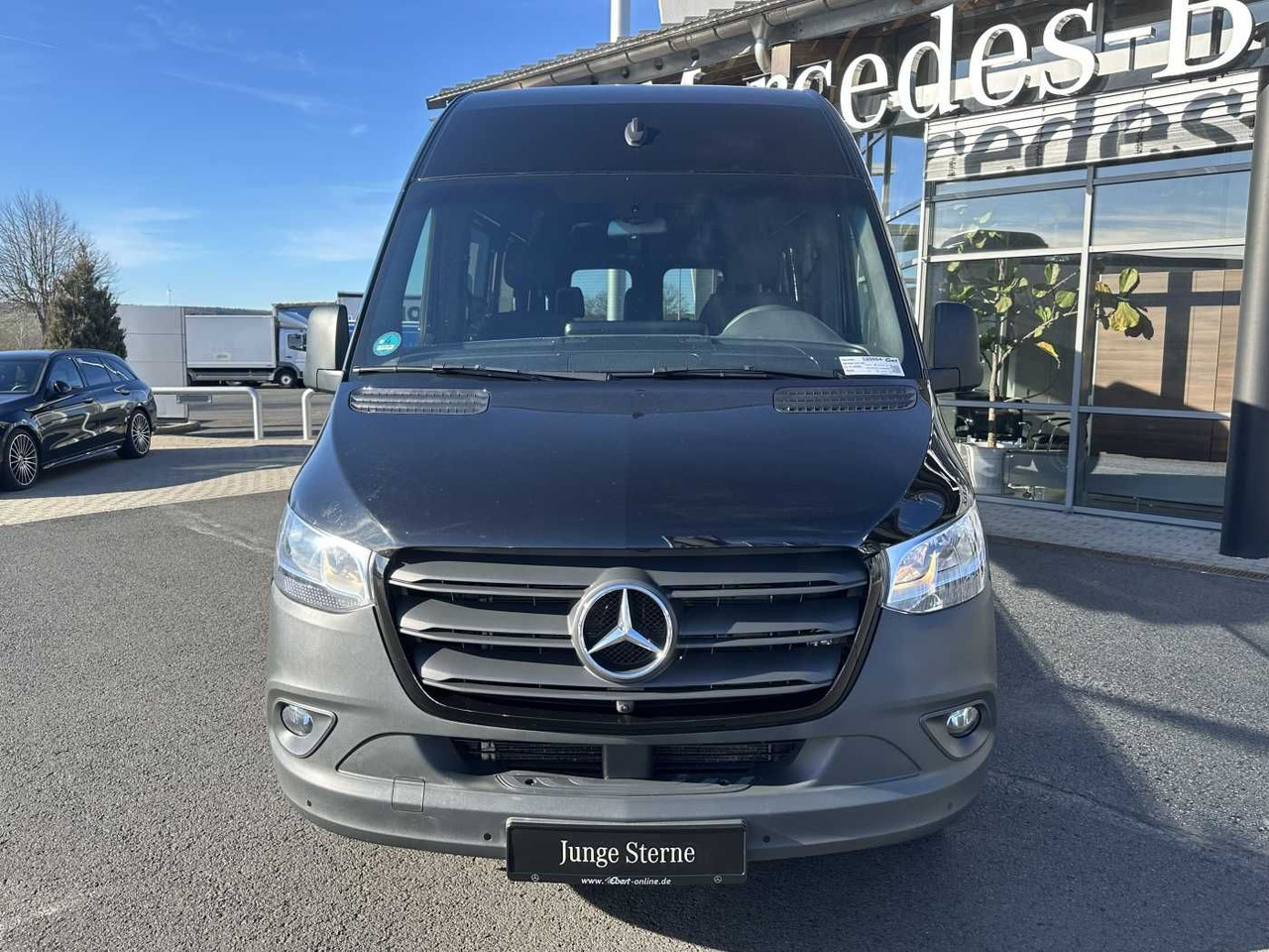 Mercedes-Benz Sprinter 317 CDI Tourer Dachklima AHK 360 MBUX - Комби со двојна кабина: слика 2 Mercedes-Benz Sprinter 317 CDI Tourer Dachklima AHK 360 MBUX - Комби со двојна кабина: слика 2