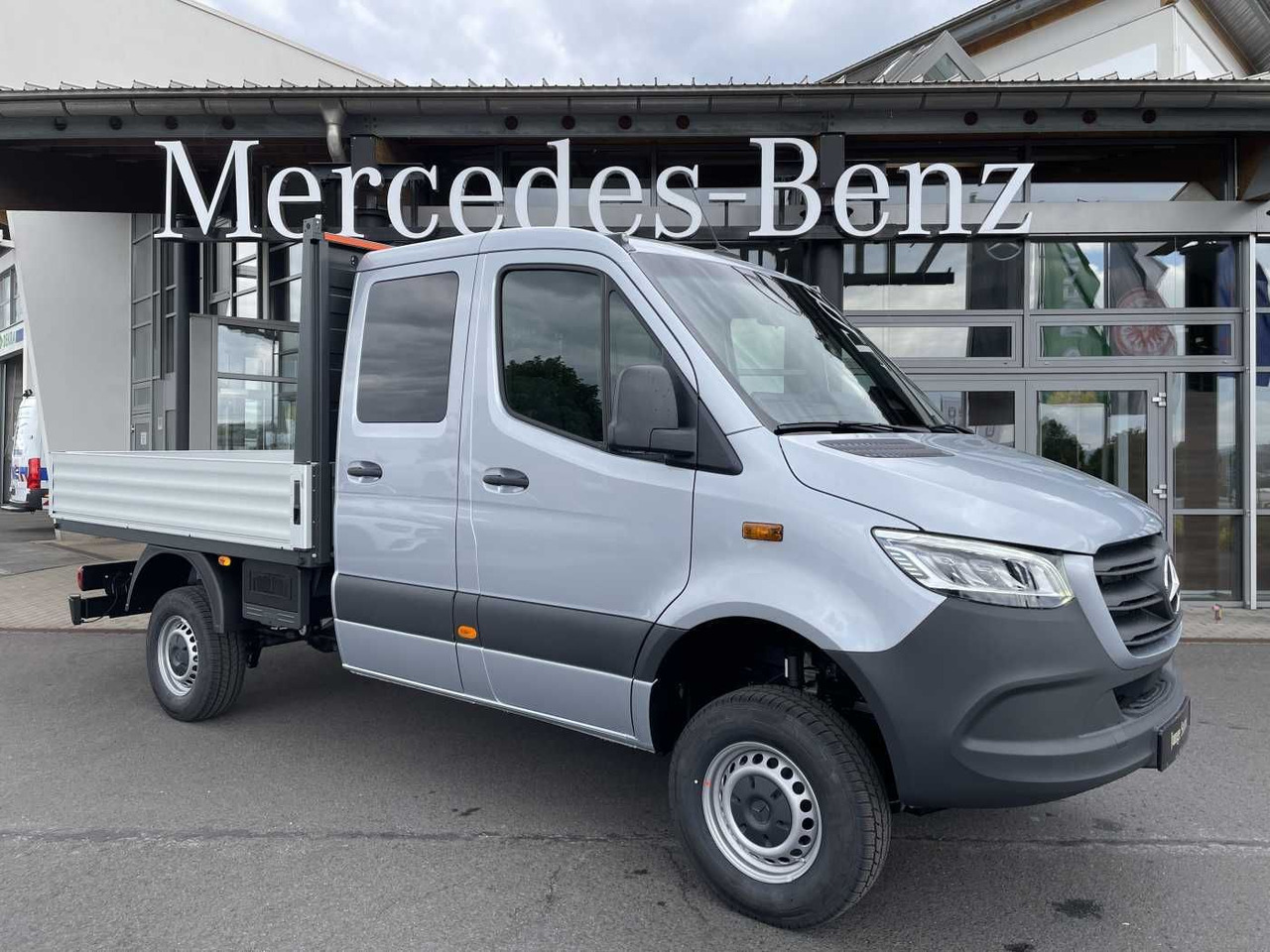Mercedes-Benz Sprinter 319 CDI 4x4 DoKa Klima Stdheiz AHK LED - Комбе со церада: слика 1 Mercedes-Benz Sprinter 319 CDI 4x4 DoKa Klima Stdheiz AHK LED - Комбе со церада: слика 1