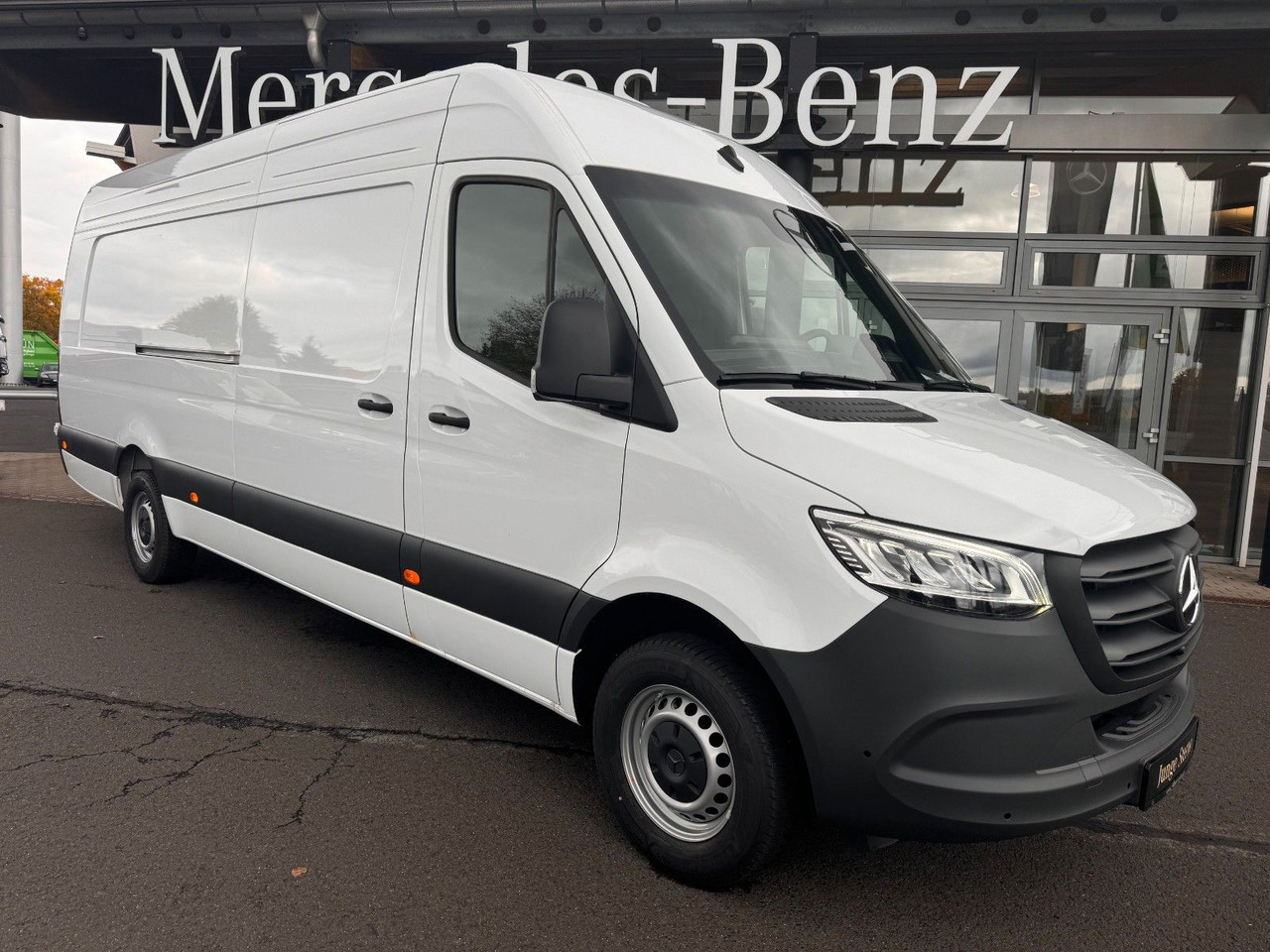 Mercedes-Benz Sprinter 319 CDI Extralang DISTRONIC Kamera LED - Товарно комбе: слика 1 Mercedes-Benz Sprinter 319 CDI Extralang DISTRONIC Kamera LED - Товарно комбе: слика 1