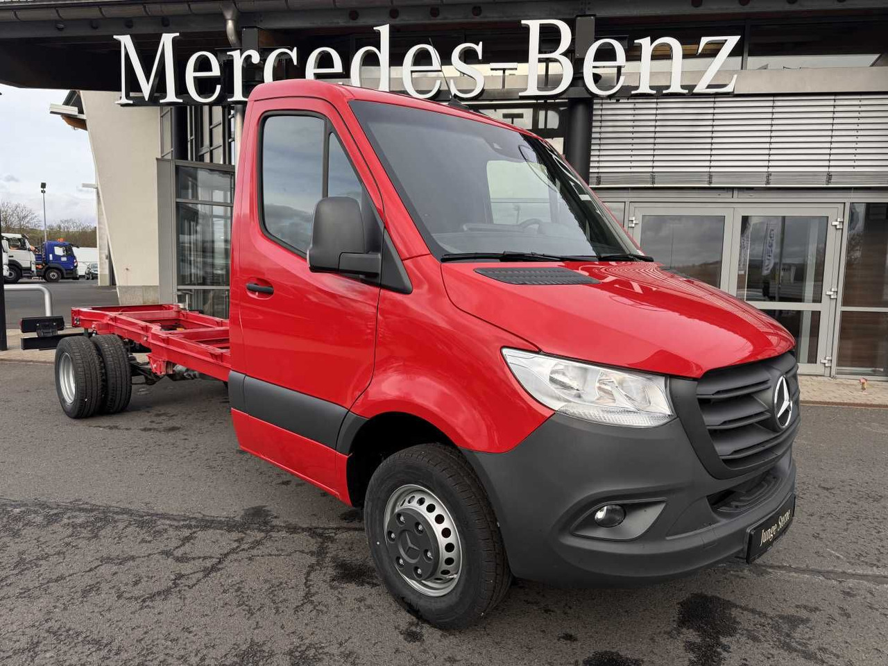 Mercedes-Benz Sprinter 517 CDI 4325 Fahrgestell AHK3,5 5.500kg - Камион со кабинска шасија: слика 1 Mercedes-Benz Sprinter 517 CDI 4325 Fahrgestell AHK3,5 5.500kg - Камион со кабинска шасија: слика 1