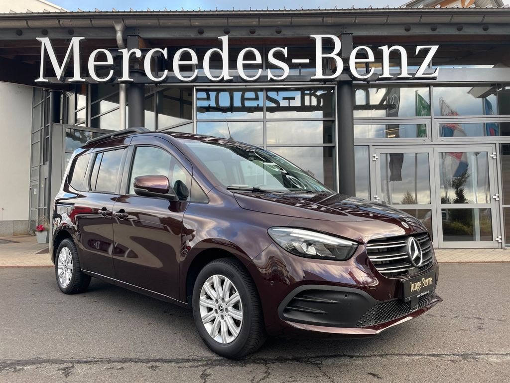 Mercedes-Benz T 180 Power Plus Autom Kamera AHK LED MBUX - Автомобил: слика 1 Mercedes-Benz T 180 Power Plus Autom Kamera AHK LED MBUX - Автомобил: слика 1