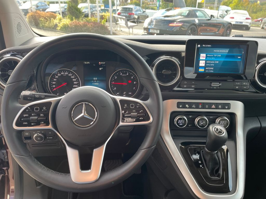 Автомобил Mercedes-Benz T 180 Power Plus Autom Kamera AHK LED MBUX: слика 14