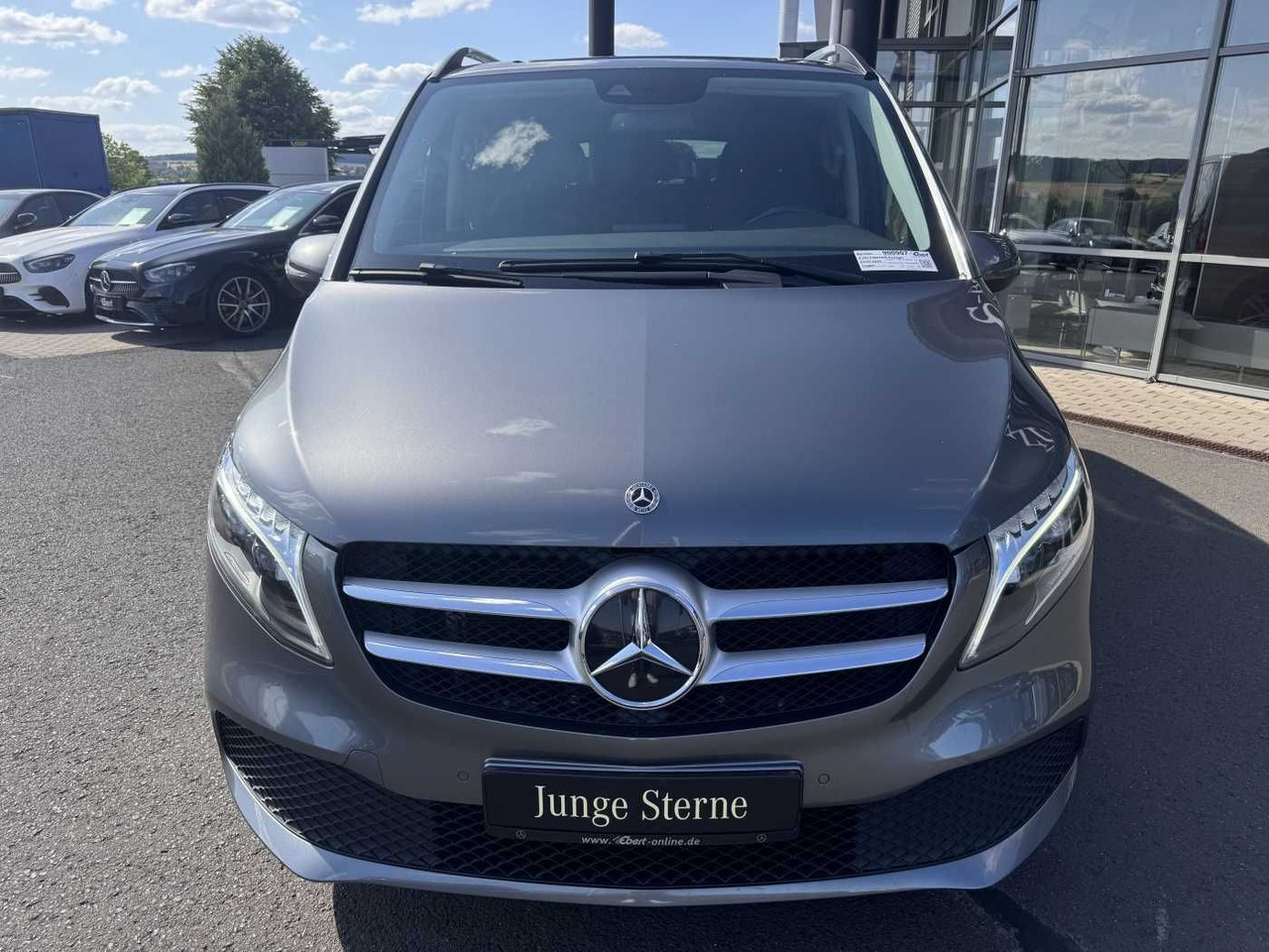 Mercedes-Benz V 220 d EDITION Liege-Paket AHK2,5 LED DAB MBUX - Патничко комбе: слика 2 Mercedes-Benz V 220 d EDITION Liege-Paket AHK2,5 LED DAB MBUX - Патничко комбе: слика 2