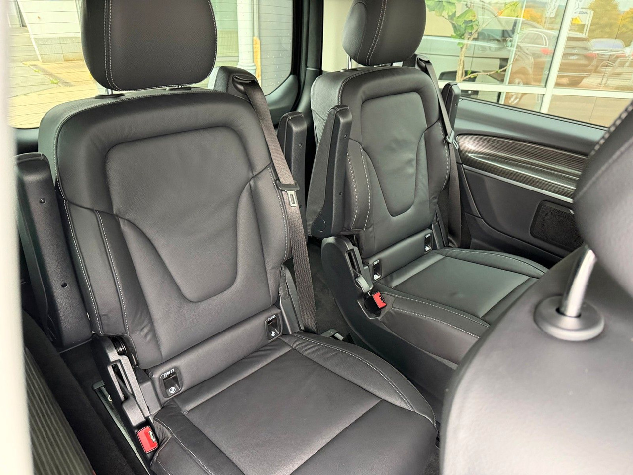 Караван Mercedes-Benz V 250 AVANTGARDE ED AHK Tisch 6Sitze: слика 9