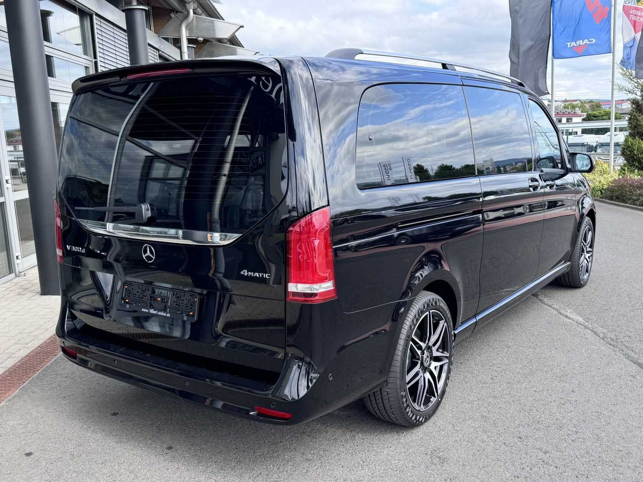 Mercedes-Benz V 300 d AVA AMG 4MATIC AIRMATIC Sitzklima el Tür - Патничко комбе: слика 4 Mercedes-Benz V 300 d AVA AMG 4MATIC AIRMATIC Sitzklima el Tür - Патничко комбе: слика 4
