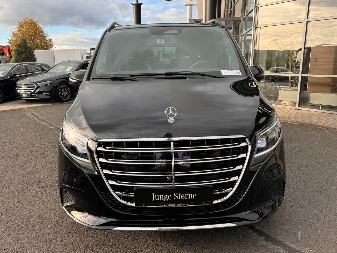 Mercedes-Benz V 300 d EXCLUSIVE AIRMATIC AHK2,5 Standheiz - Караван: слика 2 Mercedes-Benz V 300 d EXCLUSIVE AIRMATIC AHK2,5 Standheiz - Караван: слика 2