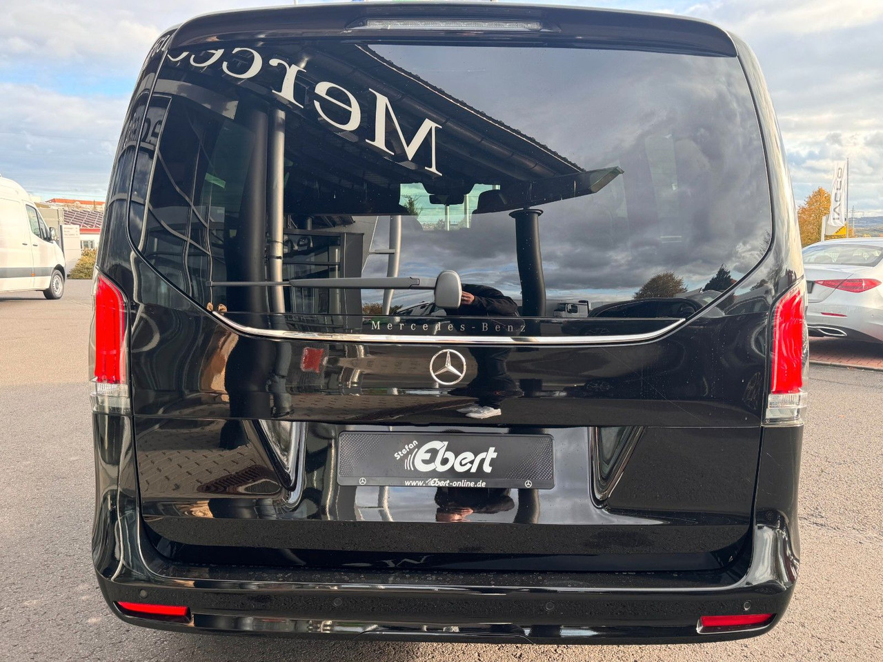 Mercedes-Benz V 300 d EXCLUSIVE AIRMATIC AHK2,5 Standheiz - Патничко комбе: слика 5 Mercedes-Benz V 300 d EXCLUSIVE AIRMATIC AHK2,5 Standheiz - Патничко комбе: слика 5