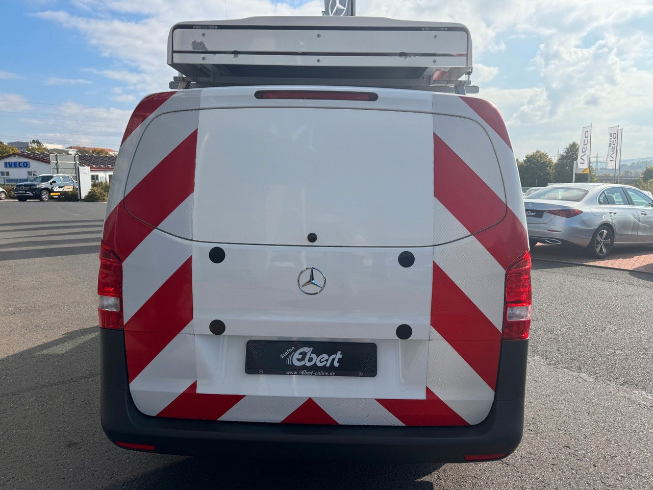 Mercedes-Benz Vito 111 CDI Tourer Begleitfahrzeug BF3+ / WVZ - Патничко комбе: слика 5 Mercedes-Benz Vito 111 CDI Tourer Begleitfahrzeug BF3+ / WVZ - Патничко комбе: слика 5