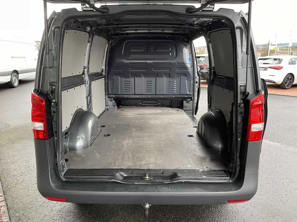 Mercedes-Benz Vito 114 CDI 3200 Klima Kamera AHK Navi Tempomat - Товарно комбе: слика 5 Mercedes-Benz Vito 114 CDI 3200 Klima Kamera AHK Navi Tempomat - Товарно комбе: слика 5