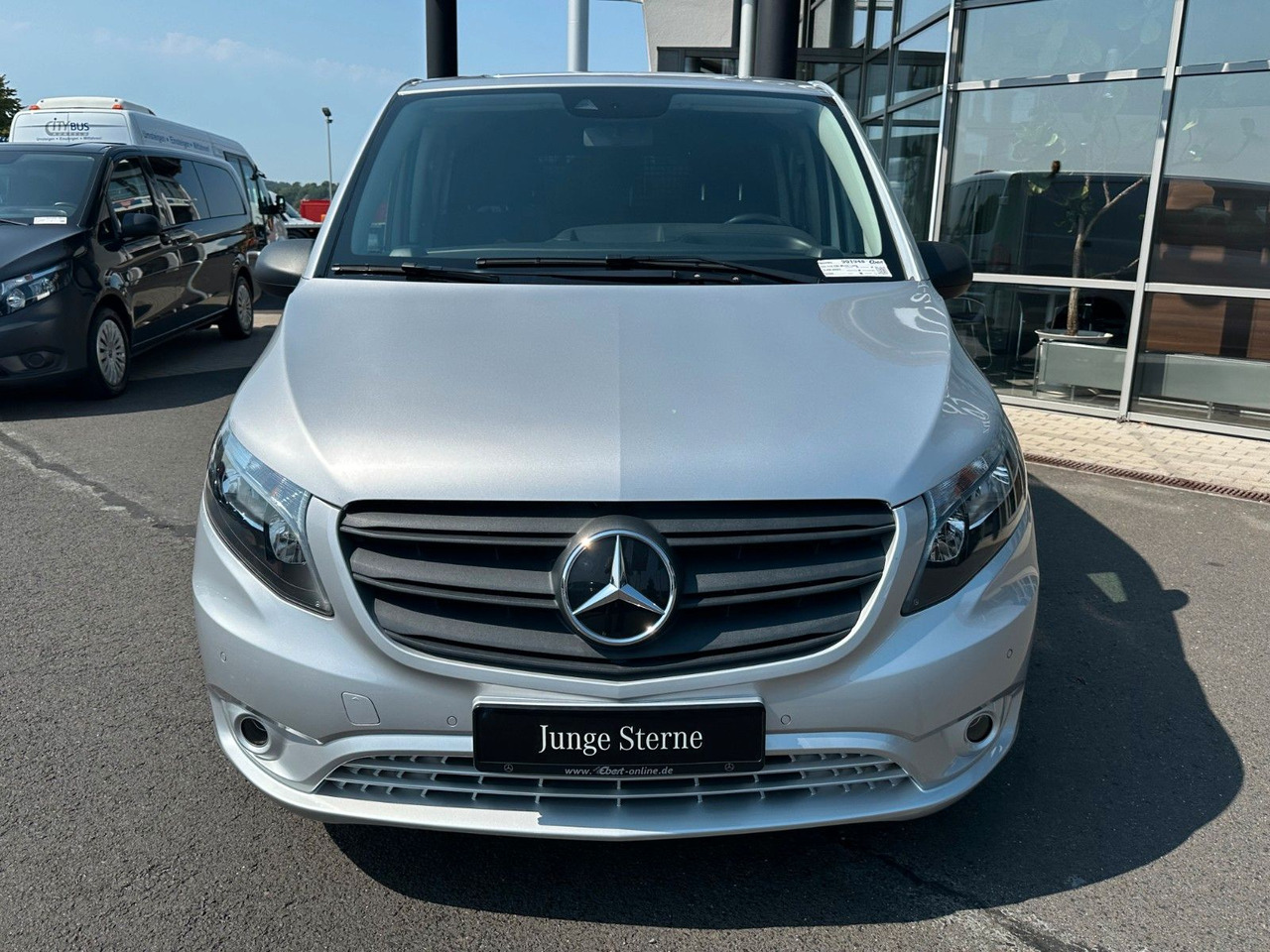 Mercedes-Benz Vito 114 CDI Mixto Regal AHK Klima PARKTRONIC - Патничко комбе: слика 2 Mercedes-Benz Vito 114 CDI Mixto Regal AHK Klima PARKTRONIC - Патничко комбе: слика 2