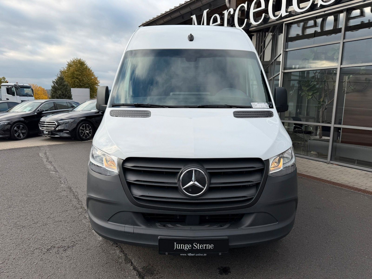 Mercedes-Benz eSprinter 312 Klima SHZ Kamera - Товарно комбе, Електрично комбе: слика 2 Mercedes-Benz eSprinter 312 Klima SHZ Kamera - Товарно комбе, Електрично комбе: слика 2