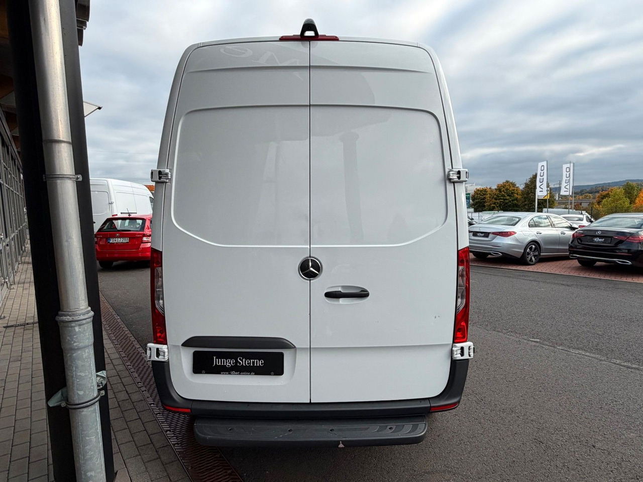 Mercedes-Benz eSprinter 312 Klima SHZ Kamera - Товарно комбе, Електрично комбе: слика 5 Mercedes-Benz eSprinter 312 Klima SHZ Kamera - Товарно комбе, Електрично комбе: слика 5