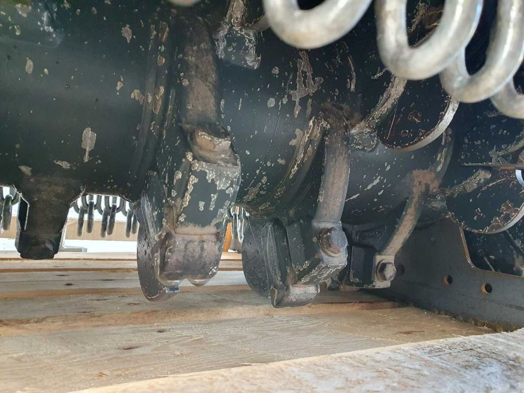 Шумски мулчер Seppi M. BMS 125 Forstmulcher / Drehmotor / DEMO Seppi M. BMS 125 Forstmulcher / Drehmotor / DEMO: слика 10 Шумски мулчер Seppi M. BMS 125 Forstmulcher / Drehmotor / DEMO Seppi M. BMS 125 Forstmulcher / Drehmotor / DEMO: слика 10