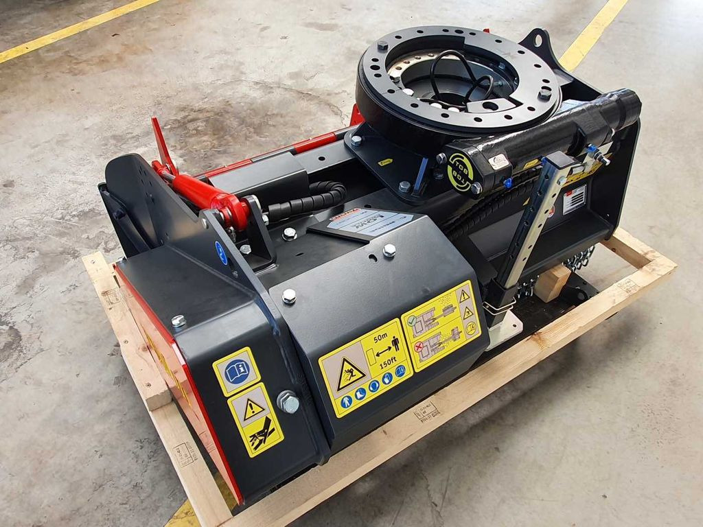 Seppi M. BMS-F 125 Forstmulcher 10-20t Drehmotor - Шумски мулчер: слика 5 Seppi M. BMS-F 125 Forstmulcher 10-20t Drehmotor - Шумски мулчер: слика 5