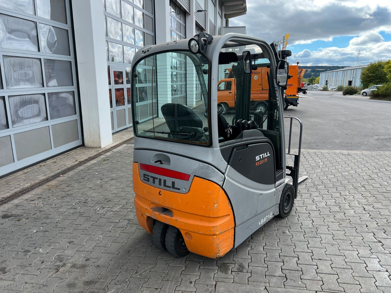 Still RX 20-14 / Triplex: 4,3m / 1.447h / SS / 03.2020 - Електричен вилушкар: слика 4 Still RX 20-14 / Triplex: 4,3m / 1.447h / SS / 03.2020 - Електричен вилушкар: слика 4