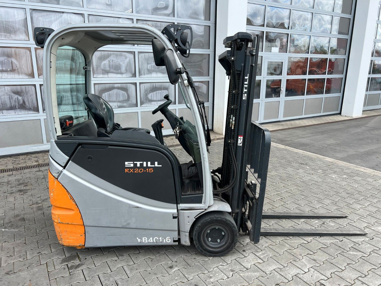 Still RX 20-14 / Triplex: 4,3m / 1.447h / SS / 03.2020 - Електричен вилушкар: слика 3 Still RX 20-14 / Triplex: 4,3m / 1.447h / SS / 03.2020 - Електричен вилушкар: слика 3